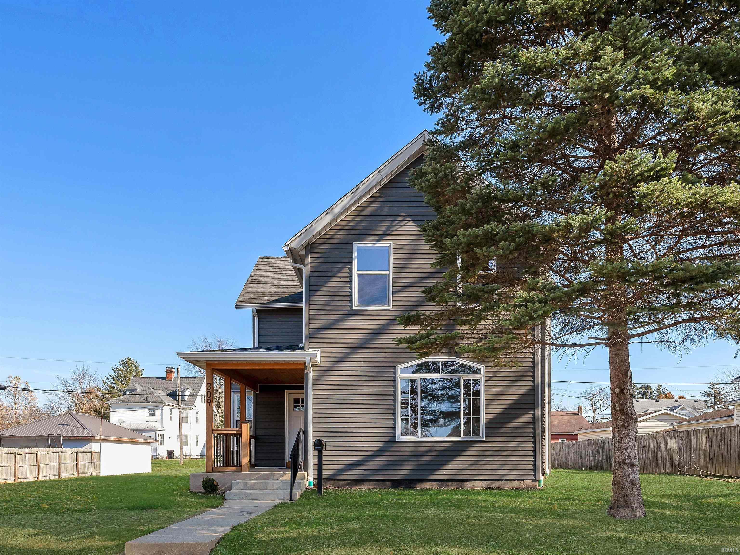 Homes for sale in Garrett, IN | 309 S Walsh St, Garrett, IN 46738 | MLS# 202546229