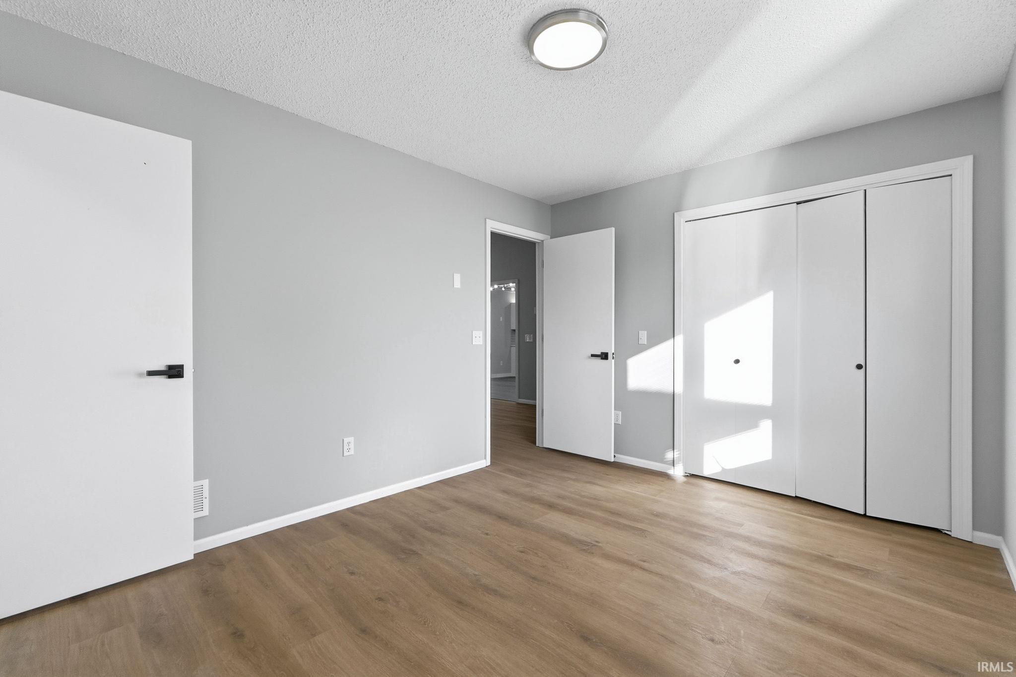 Photo 21 of 2415 Knollwood Court