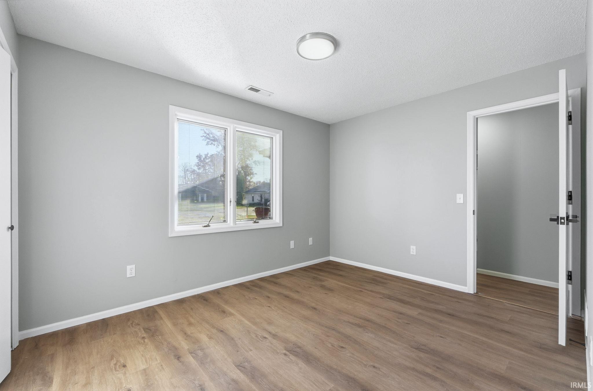 Photo 22 of 2415 Knollwood Court