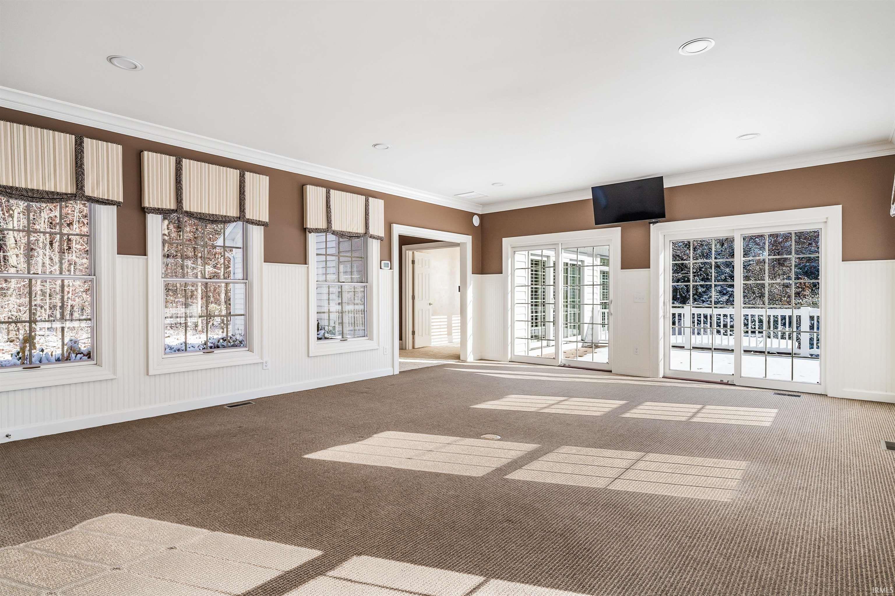 Photo 18 of 5414 Abbeyhill Road