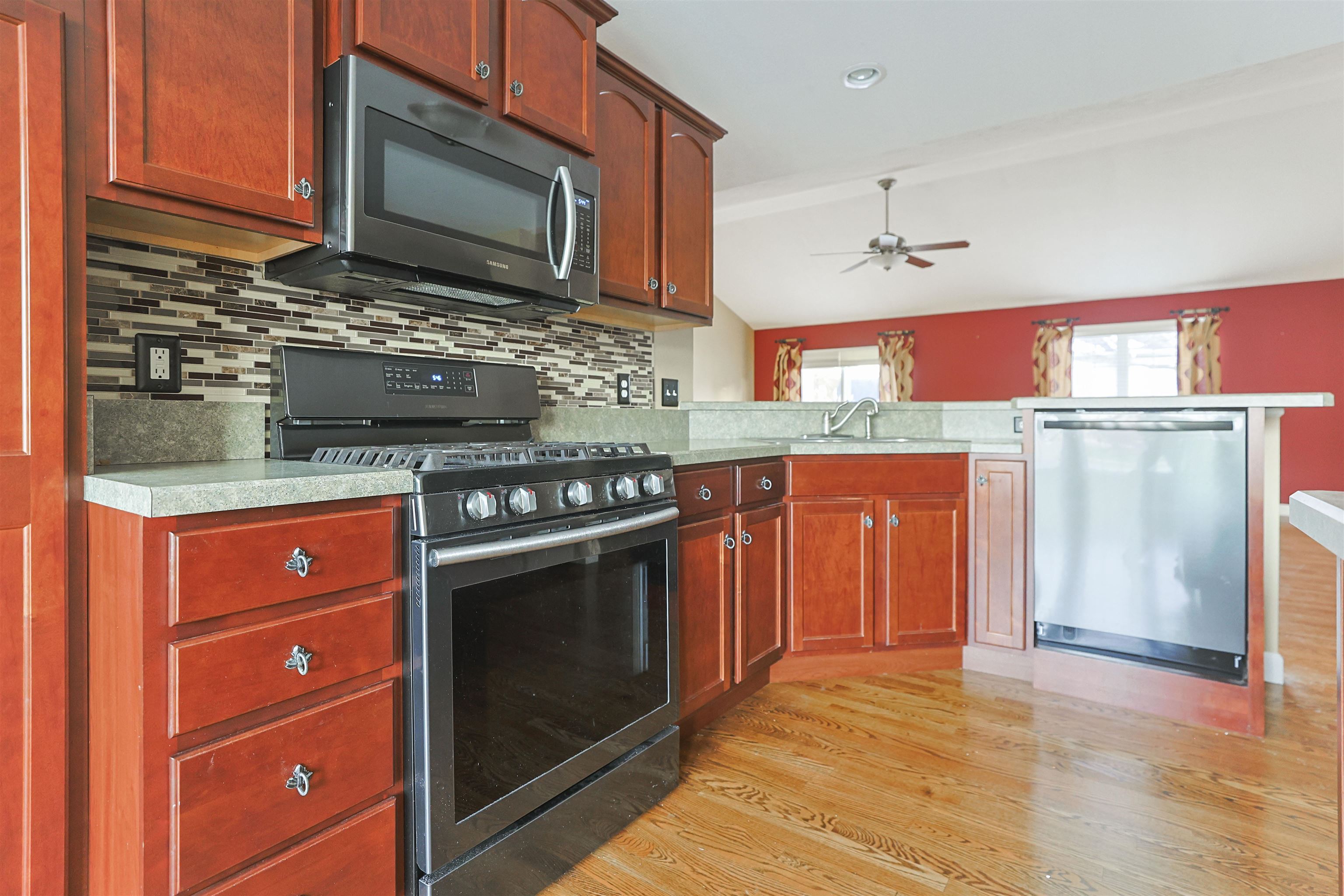 Homes for sale in Mishawaka, IN | 103 Livingston Bay Ct, Mishawaka, IN 46544 | MLS# 202546300