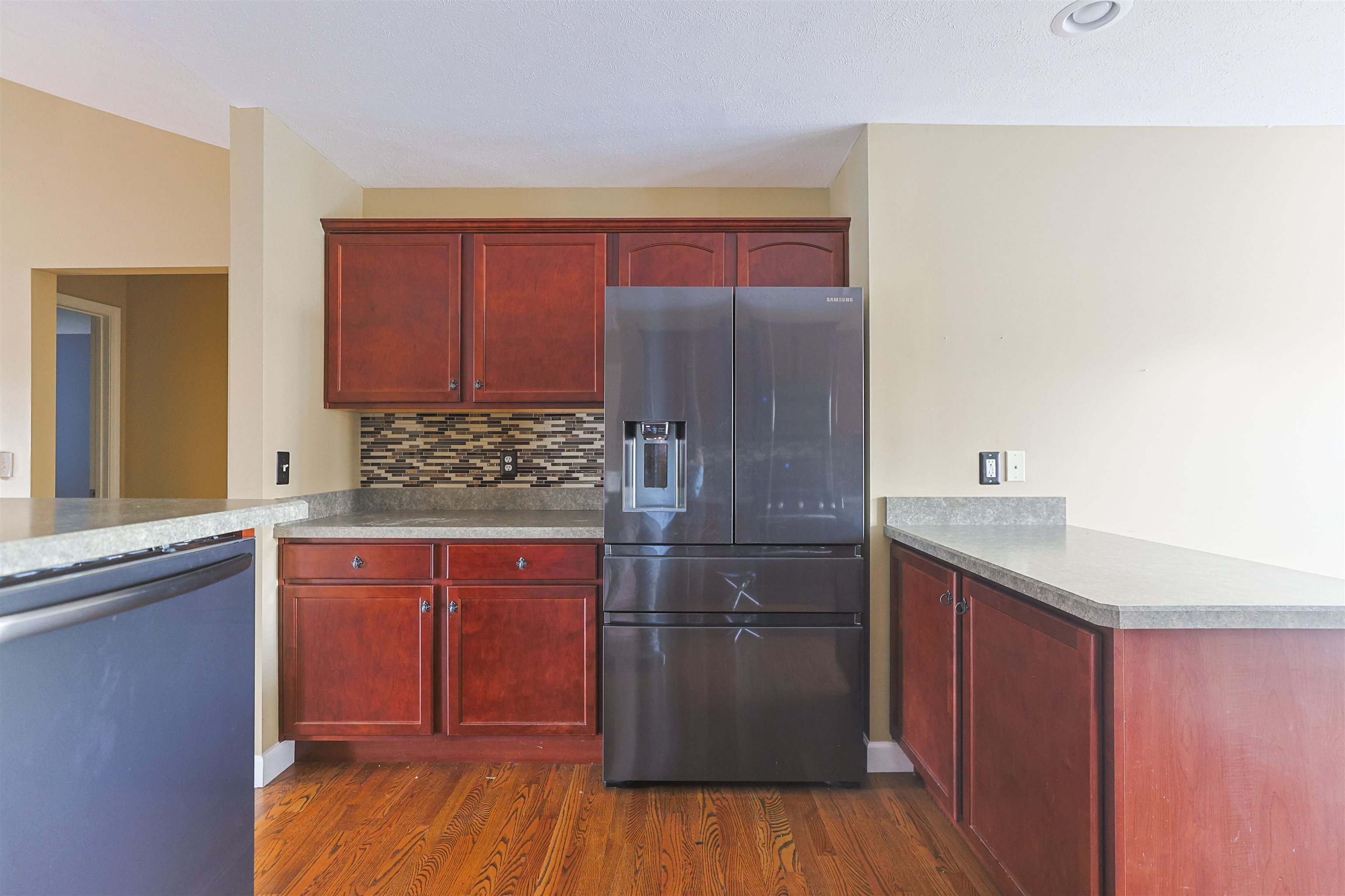 Homes for sale in Mishawaka, IN | 103 Livingston Bay Ct, Mishawaka, IN 46544 | MLS# 202546300