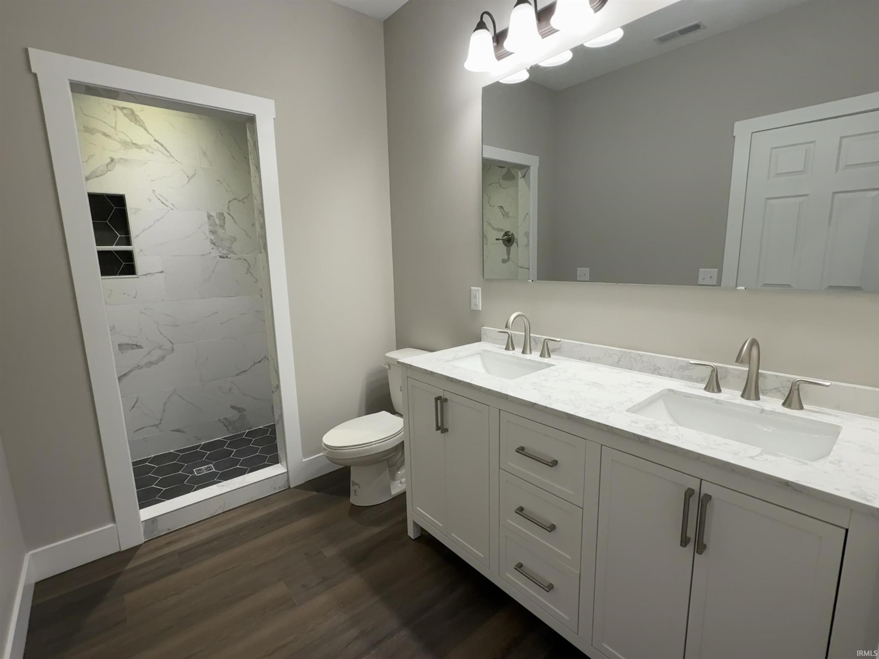 Photo 10 of 707 W Colfax Street