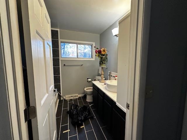 Photo 7 of 95 W 150 S