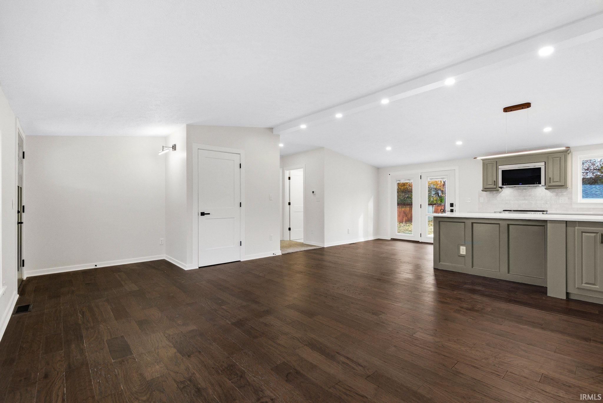 Homes for sale in Tipton, IN | 465 N Main St, Tipton, IN 46072 | MLS# 202546337