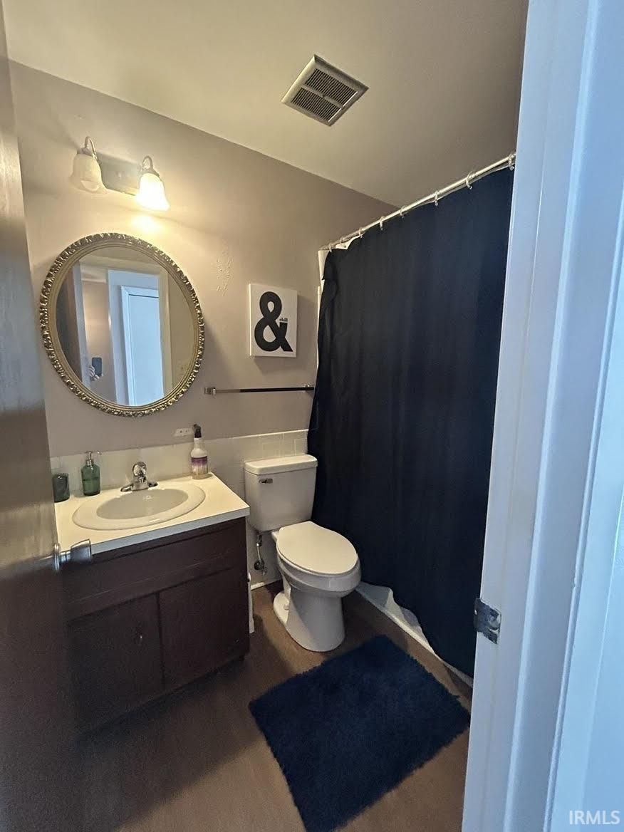 Photo 13 of 5537 South Wayne Avenue