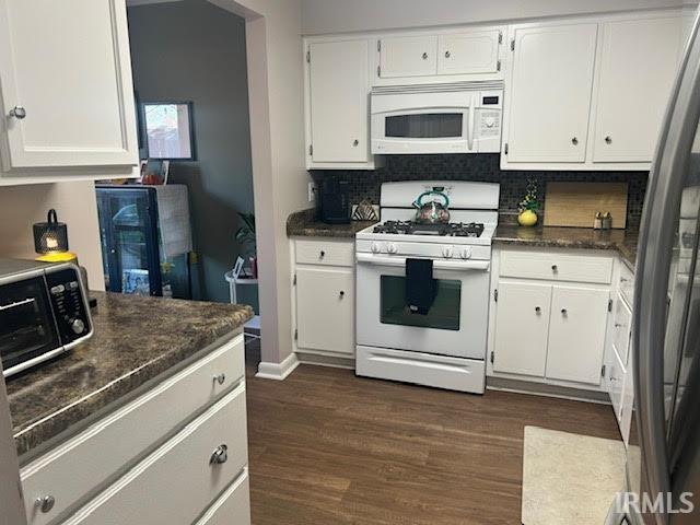 Photo 8 of 5537 South Wayne Avenue