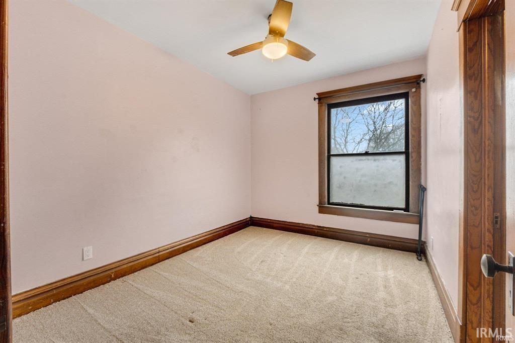 Photo 15 of 301 E MITCHELL Street