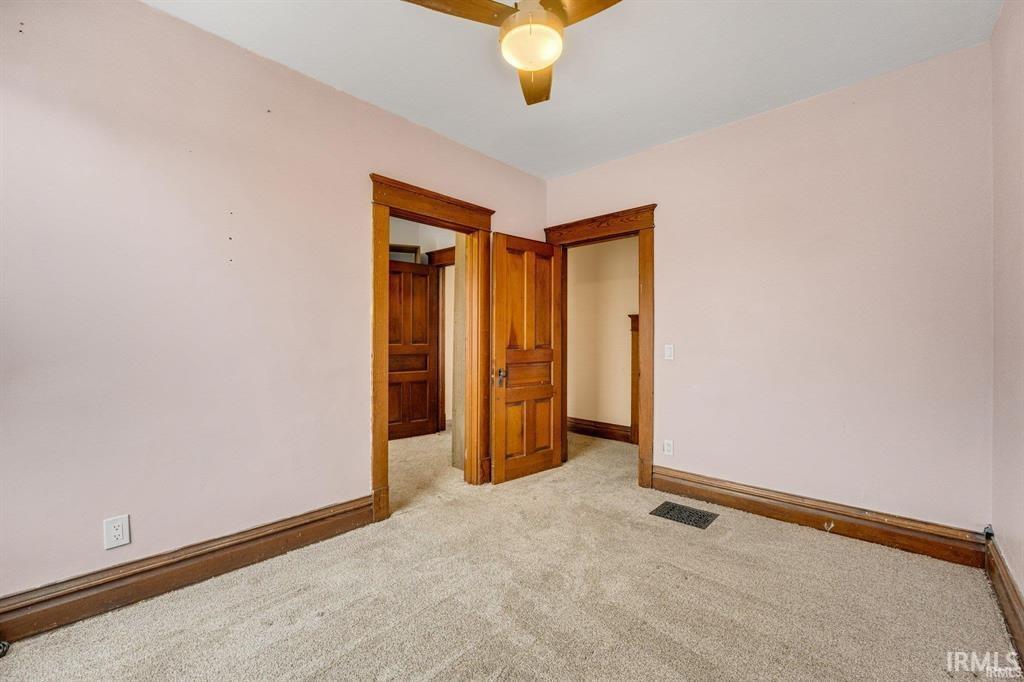 Photo 21 of 301 E MITCHELL Street