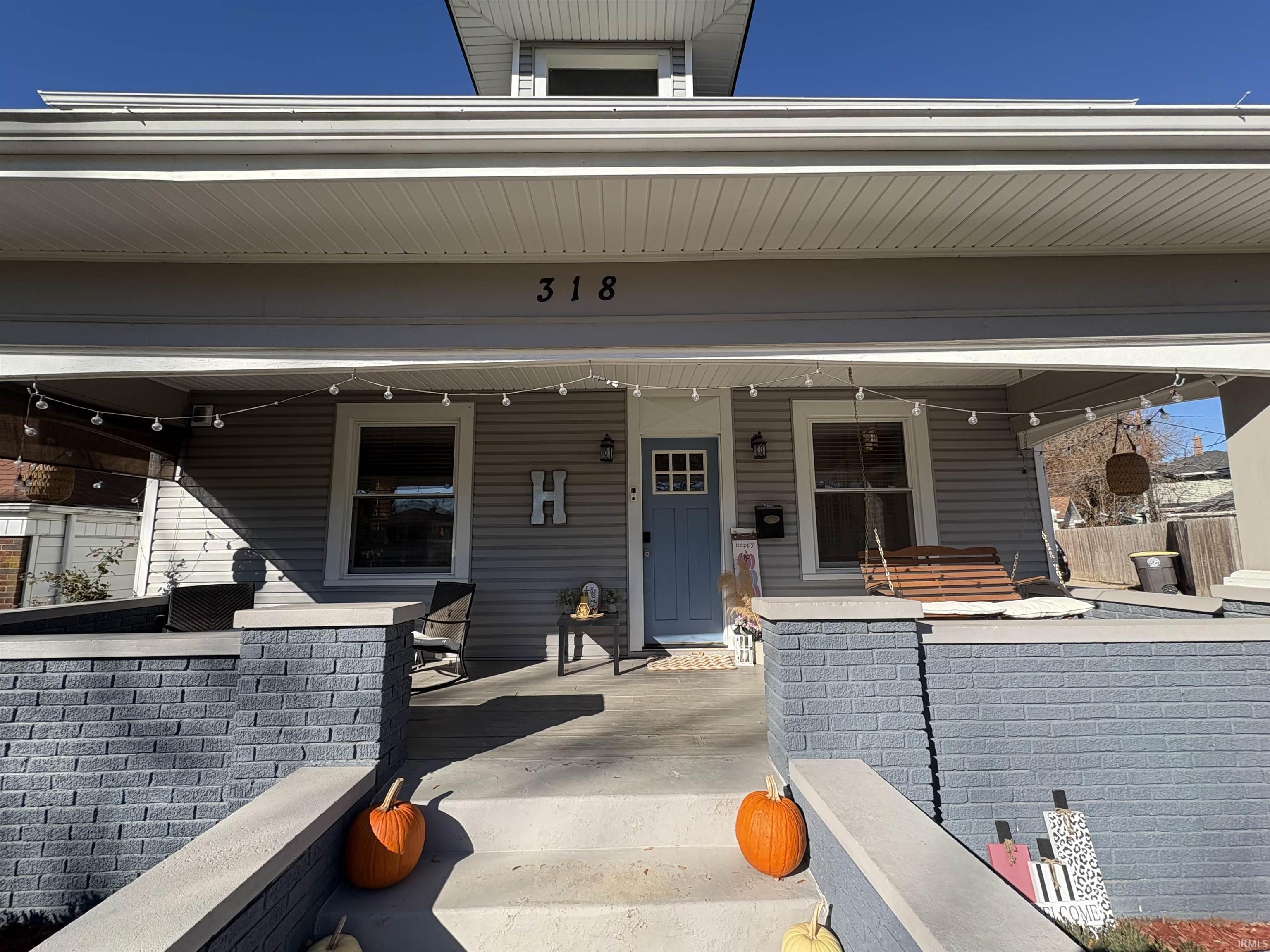 Photo 1 of 318 N Cornell Circle