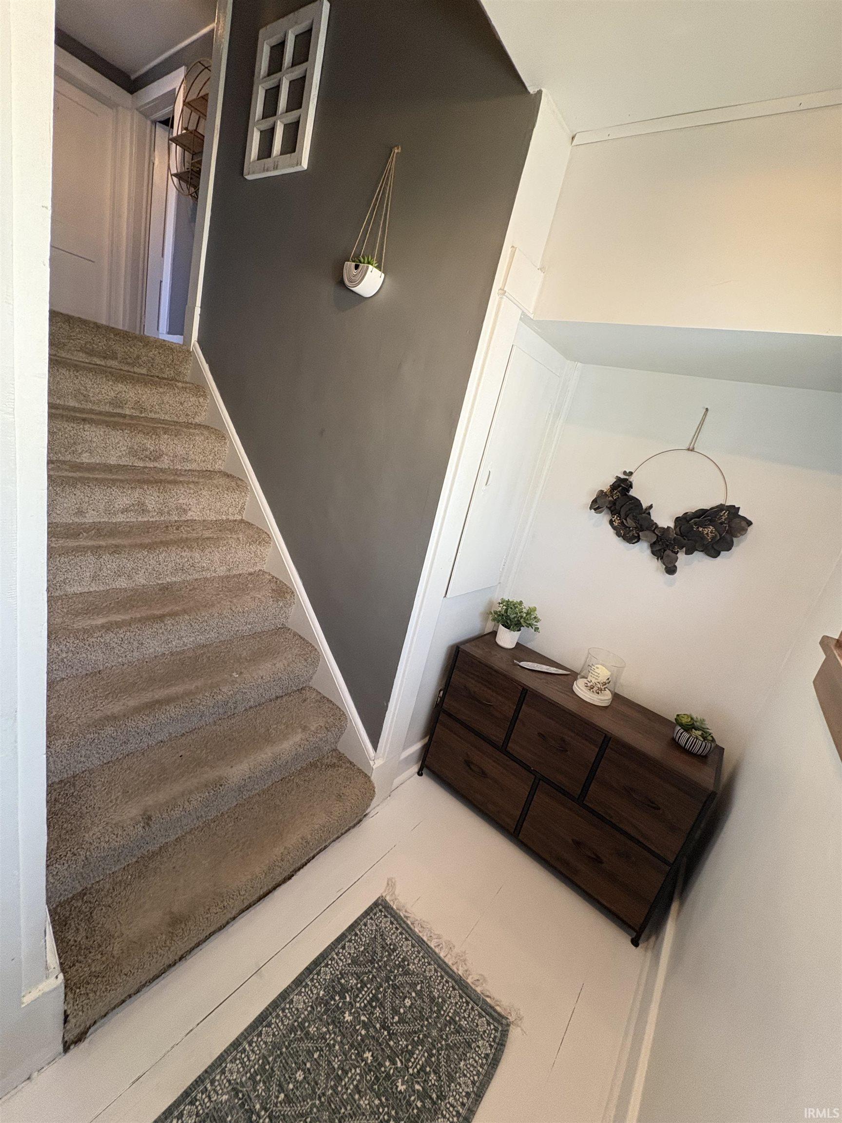 Photo 15 of 318 N Cornell Circle