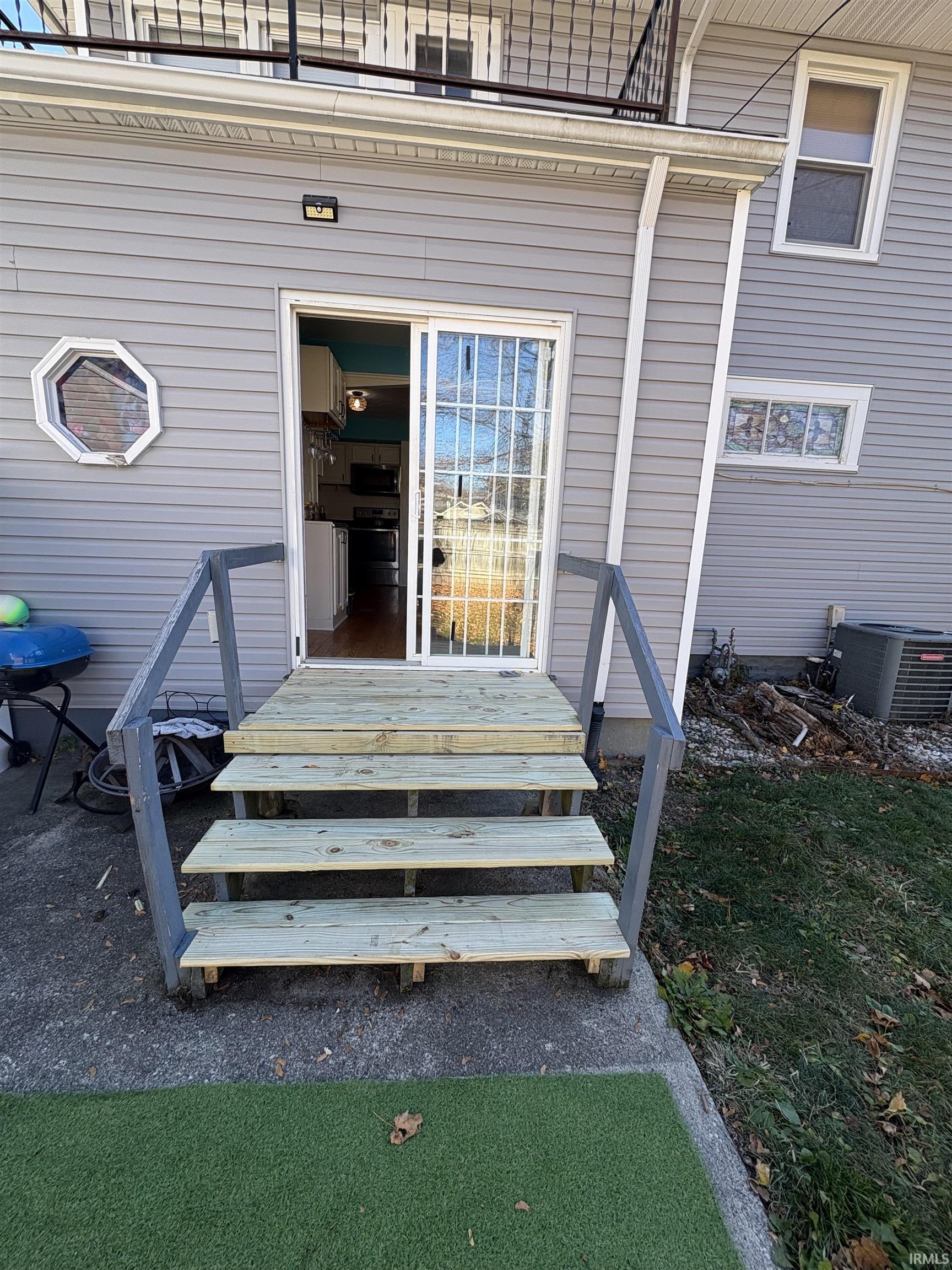 Photo 31 of 318 N Cornell Circle