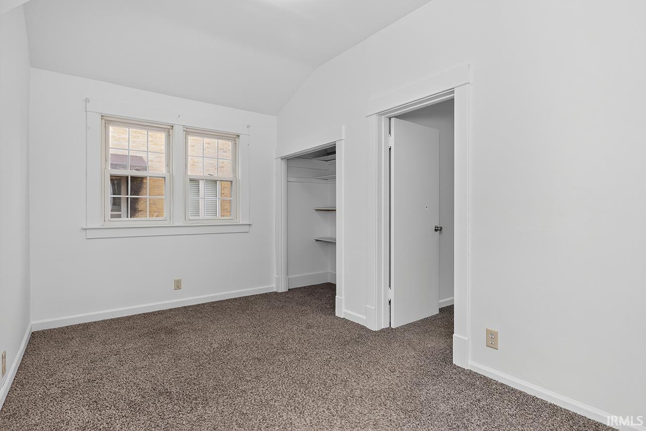 Photo 10 of 143 Kenyon Avenue