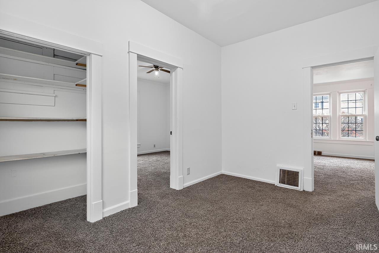 Photo 13 of 143 Kenyon Avenue