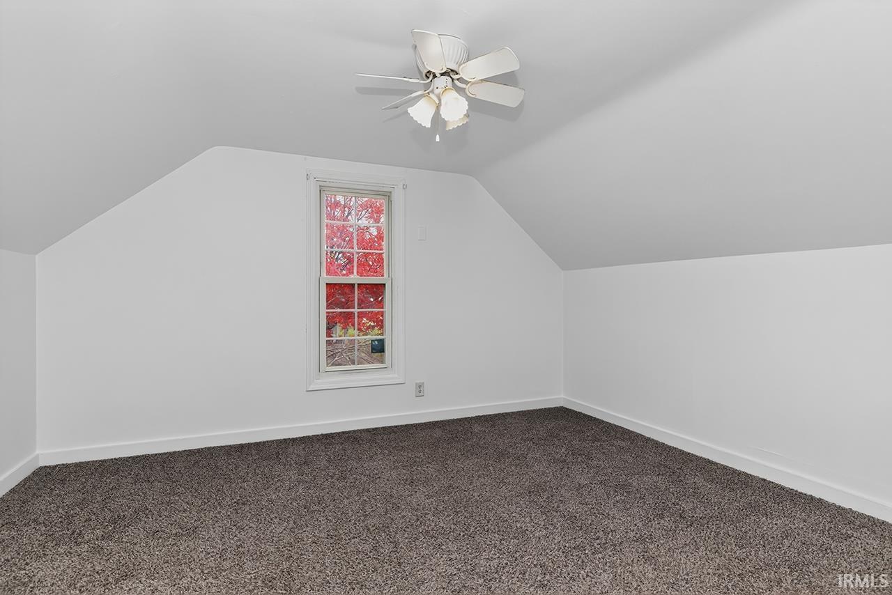 Photo 16 of 143 Kenyon Avenue