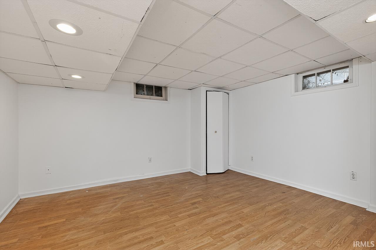 Photo 19 of 143 Kenyon Avenue