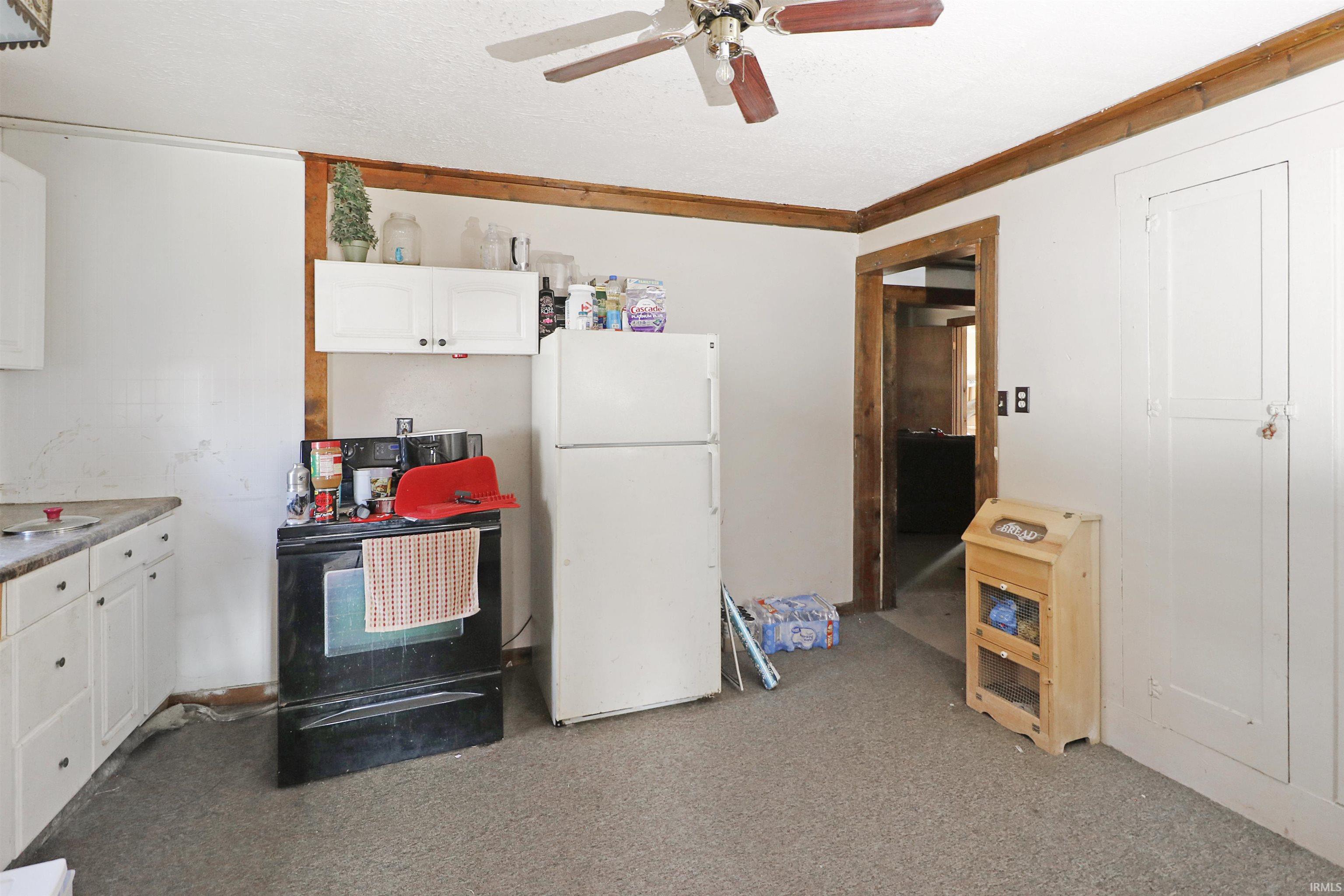 Homes for sale in Frankfort, IN | 756 Delphi Ave, Frankfort, IN 46041 | MLS# 202546509