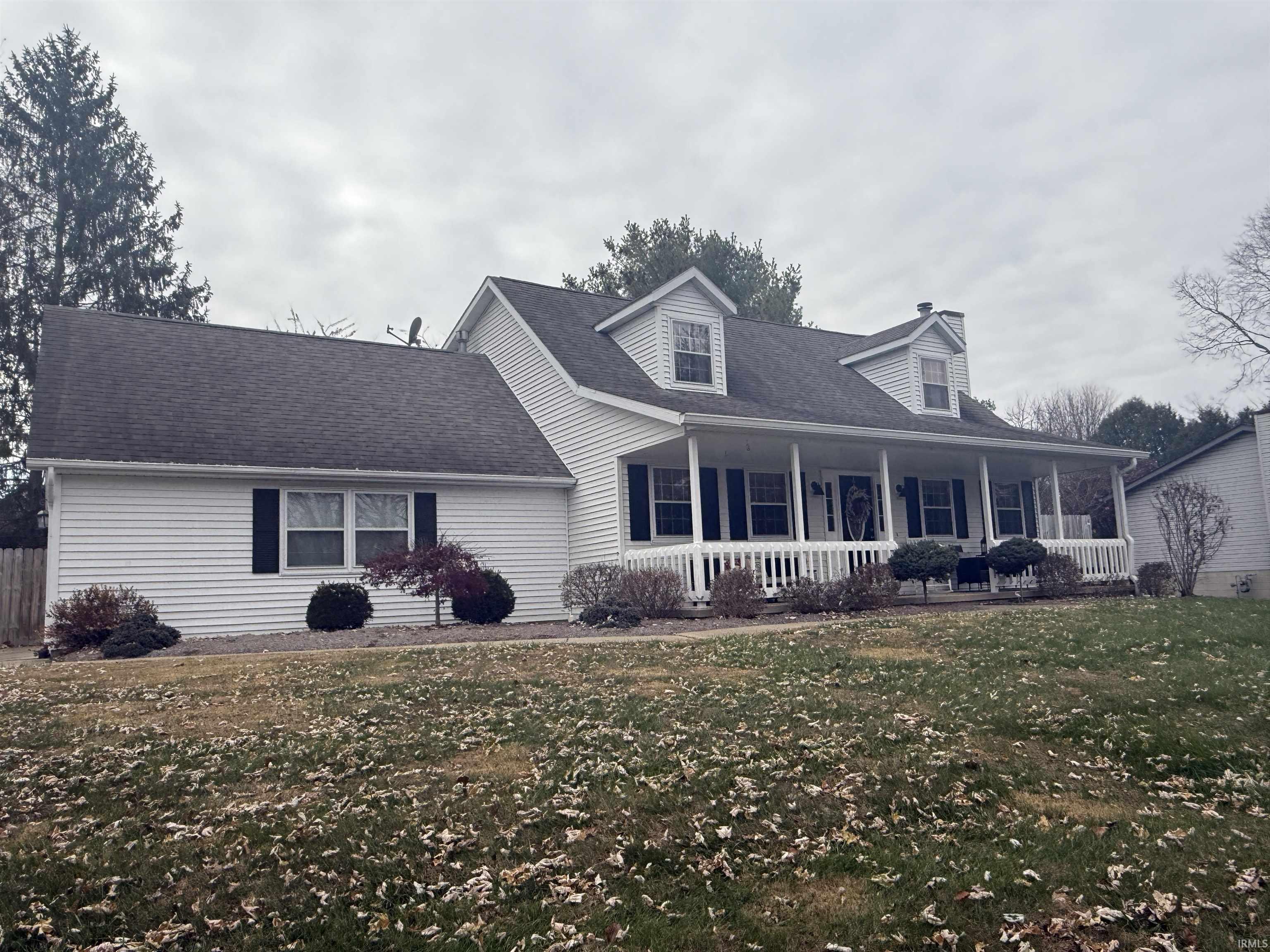 Homes for sale in Bloomington, IN | 500 W Estate Dr, Bloomington, IN 47403 | MLS# 202546533