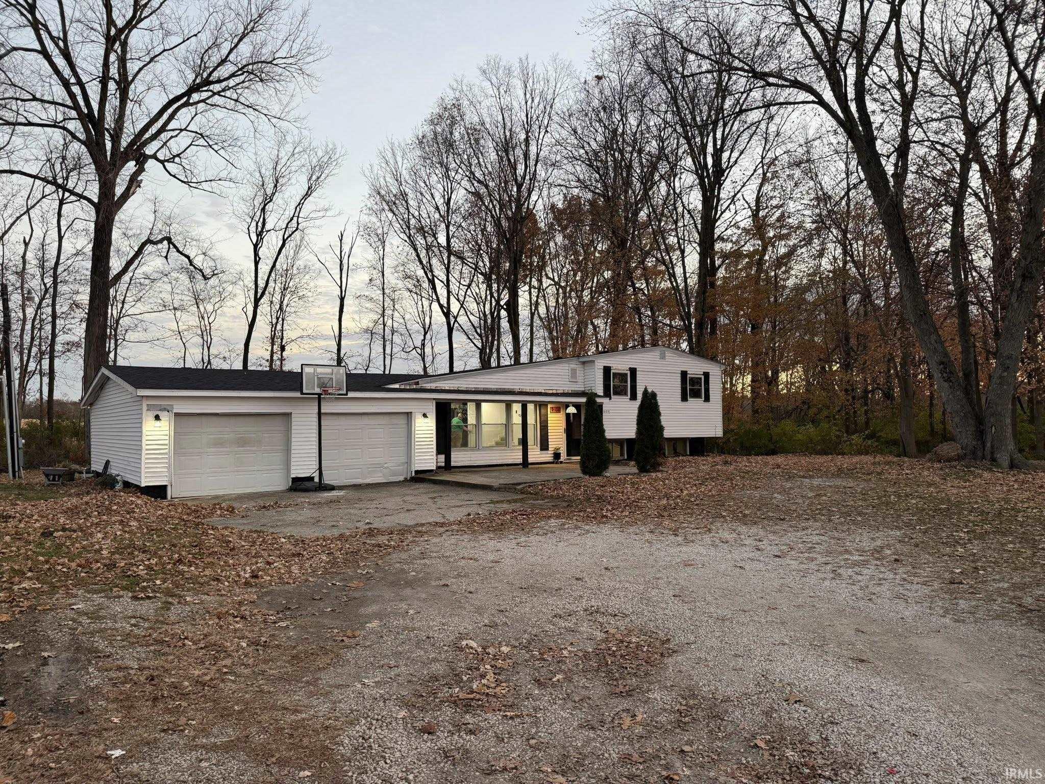 Homes for sale in Vincennes, IN | 3448 N Sr 67, Vincennes, IN 47591 | MLS# 202546543