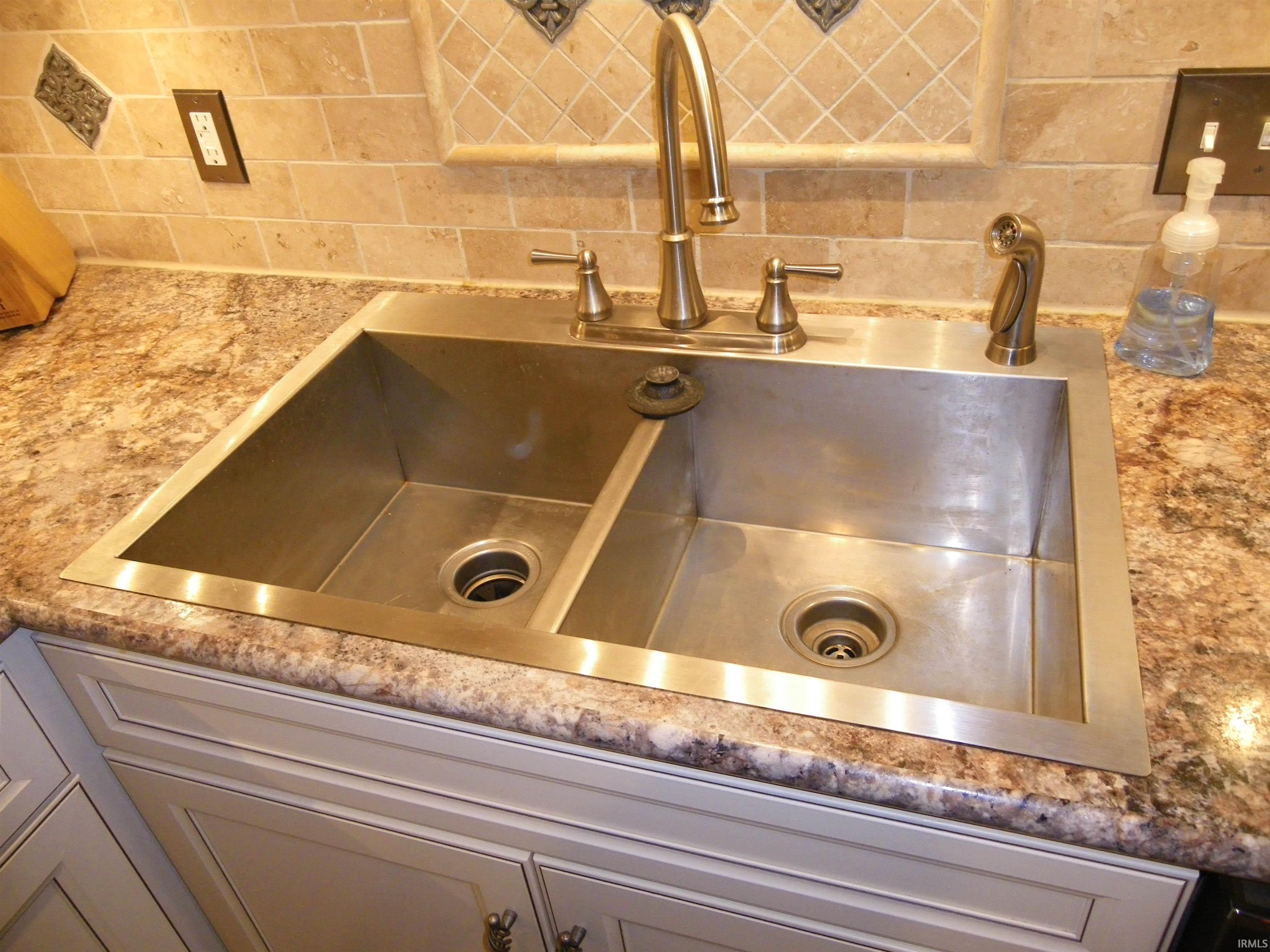 Homes for sale in Evansville, IN | 600 S Cullen Ave #502, Evansville, IN 47714 | MLS# 202546575