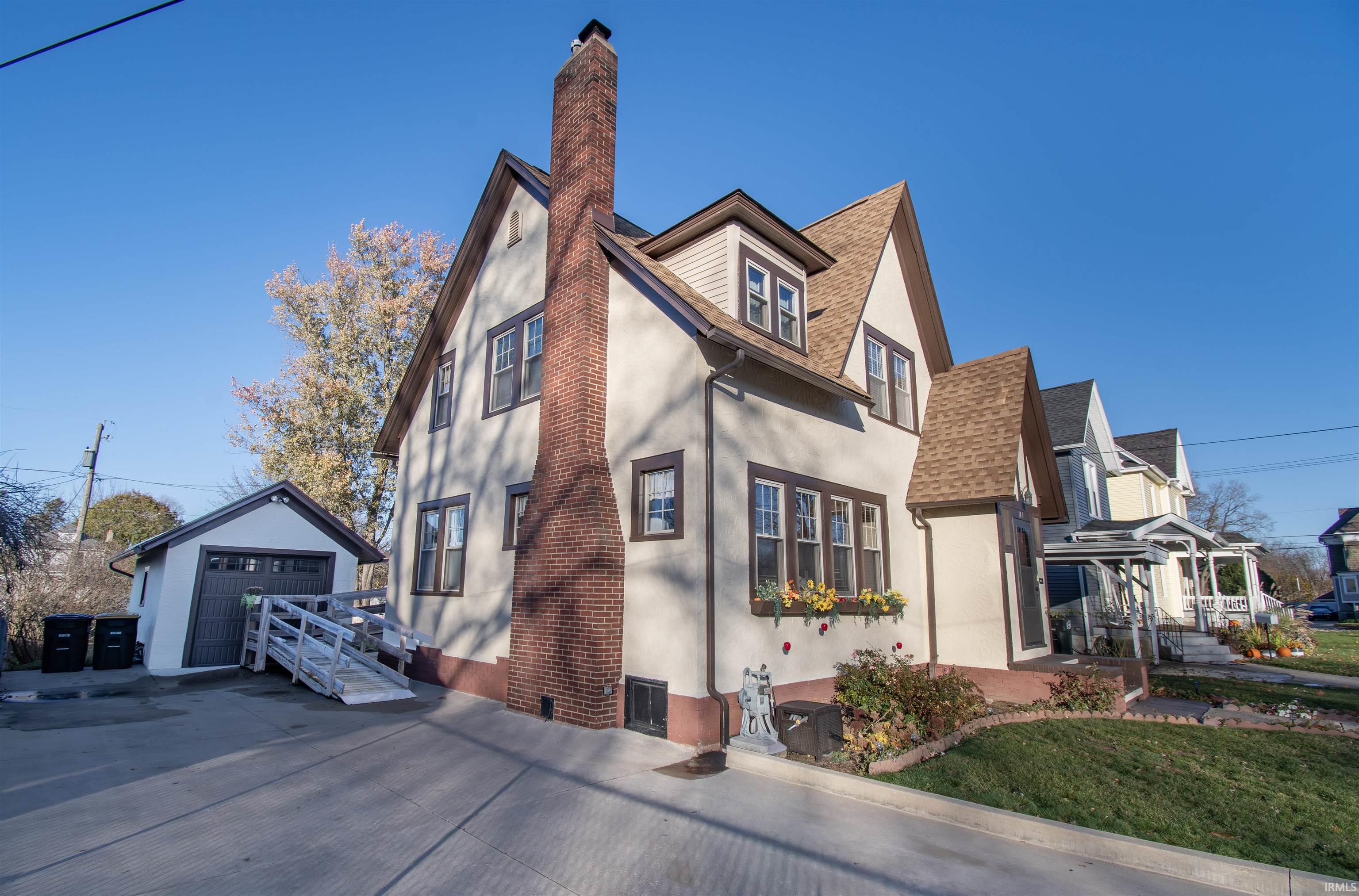 Homes for sale in Kendallville, IN | 813 E Mitchell St, Kendallville, IN 46755 | MLS# 202546577