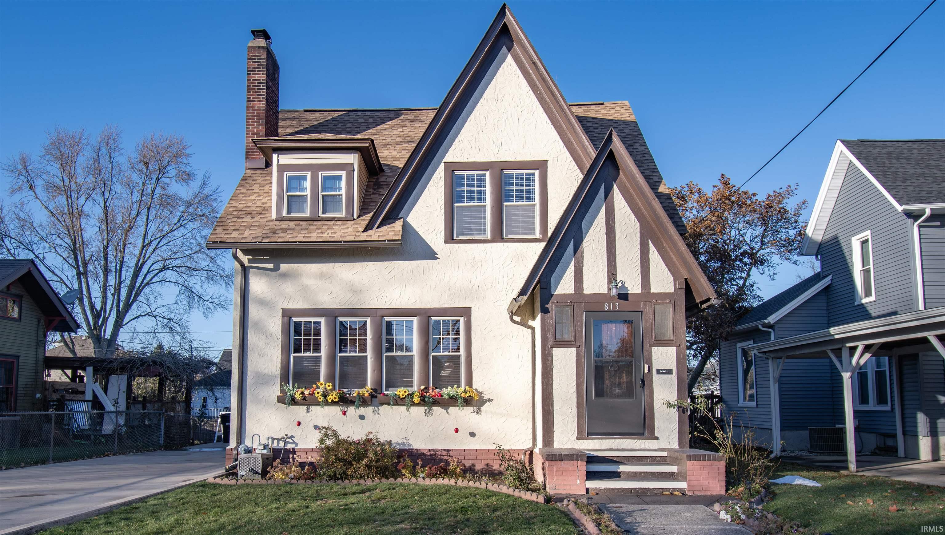 Homes for sale in Kendallville, IN | 813 E Mitchell St, Kendallville, IN 46755 | MLS# 202546577