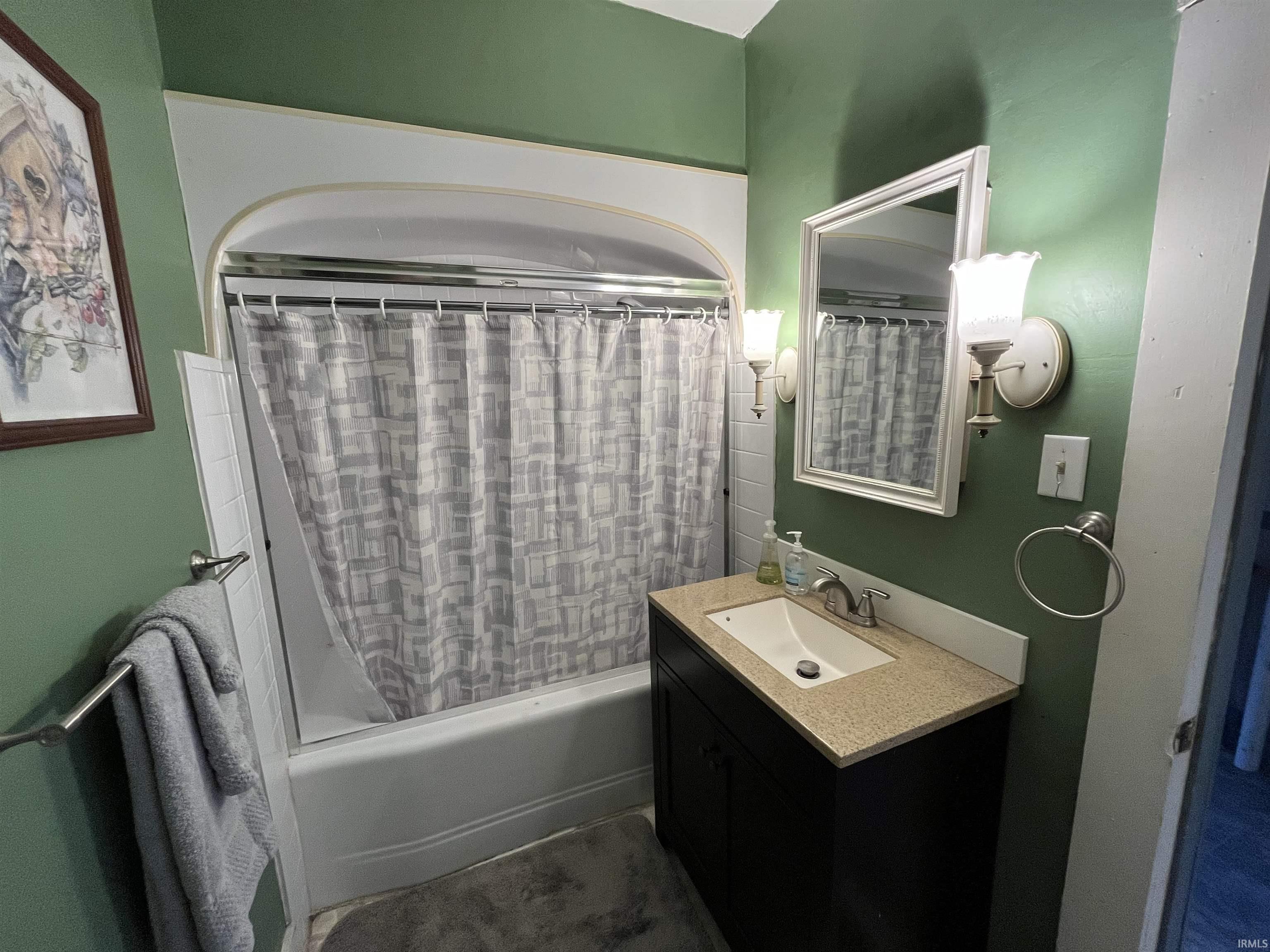 Homes for sale in Peru, IN | 550 E Main St, Peru, IN 46970 | MLS# 202546586