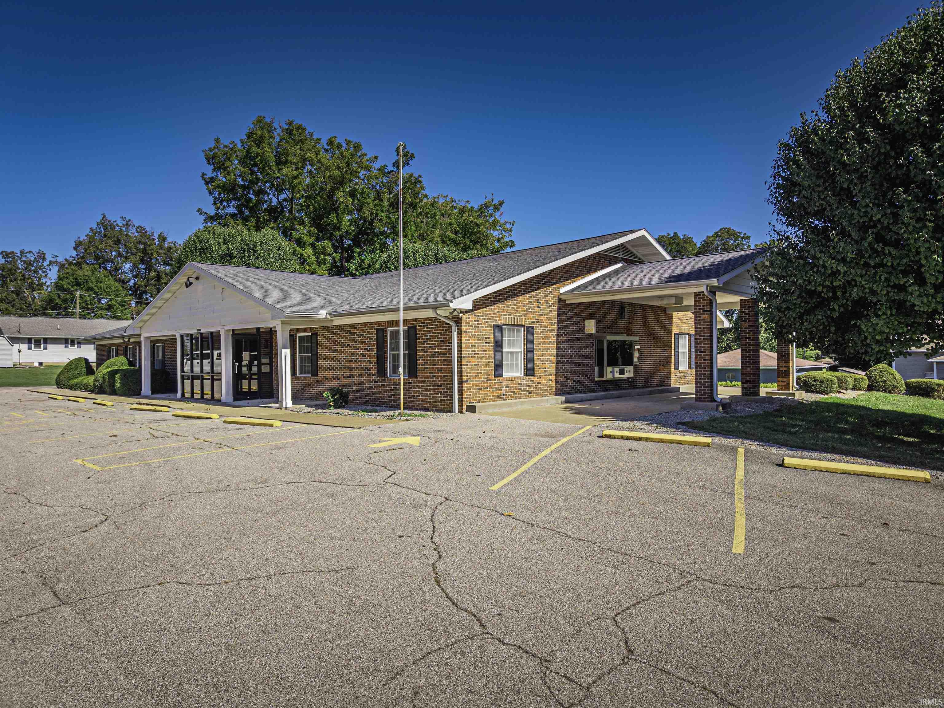 Homes for sale in Cynthiana, IN | 10351 Evansville St, Cynthiana, IN 47612 | MLS# 202546656