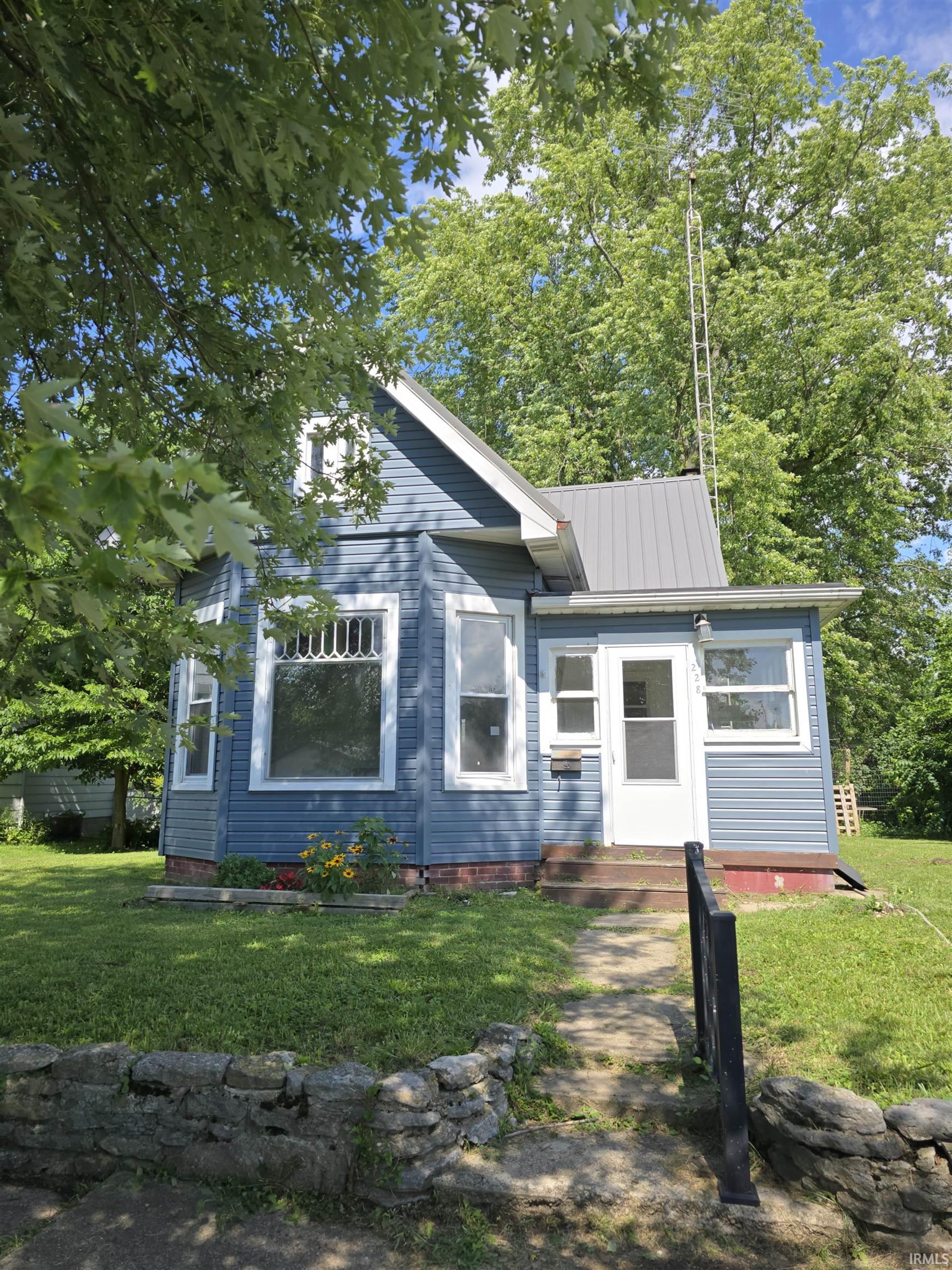 Homes for sale in Cambridge City, IN | 228 Simmons St, Cambridge City, IN 47327 | MLS# 202546684