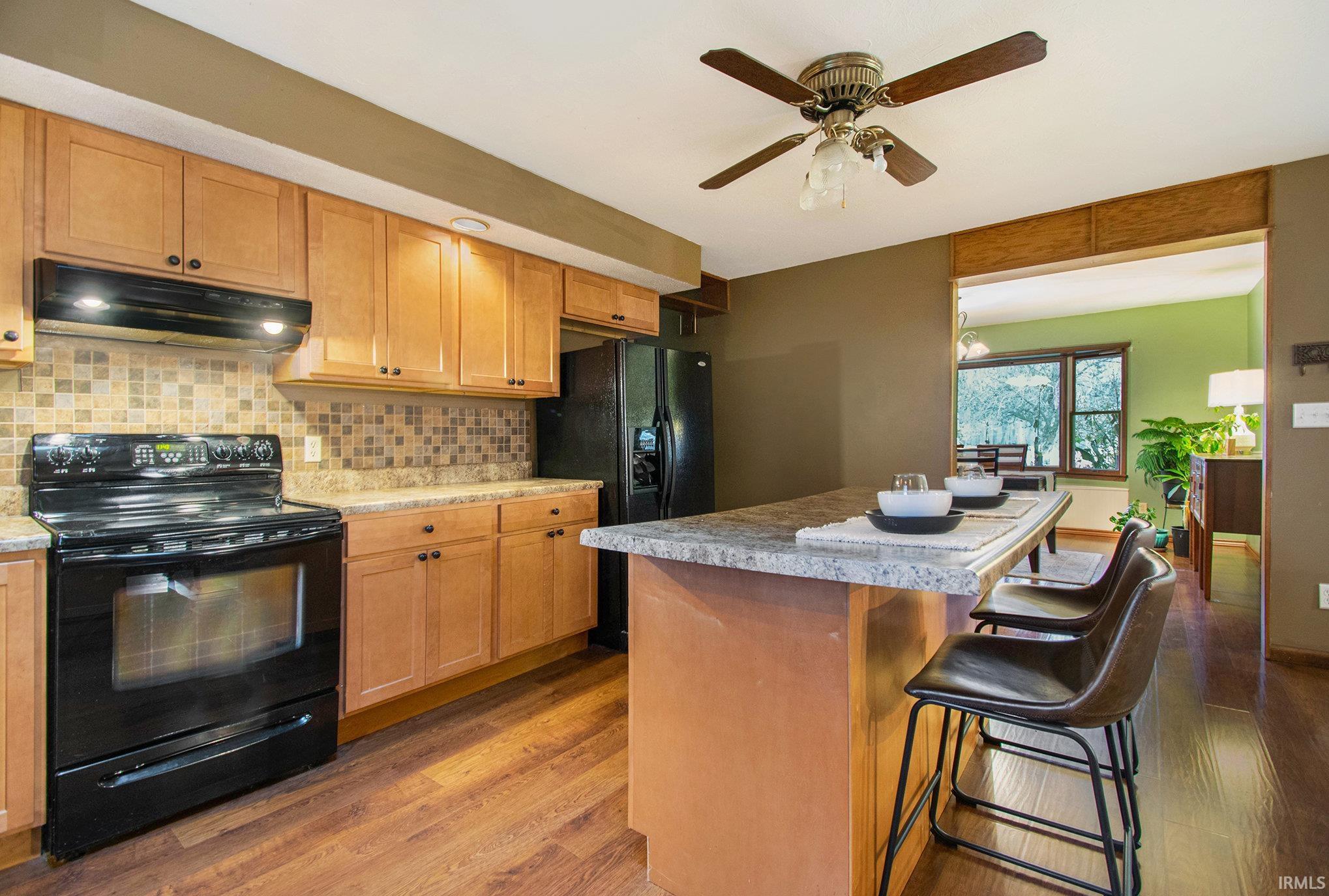 Homes for sale in Warsaw, IN | 1707 S Briarwood Dr, Warsaw, IN 46580 | MLS# 202546688