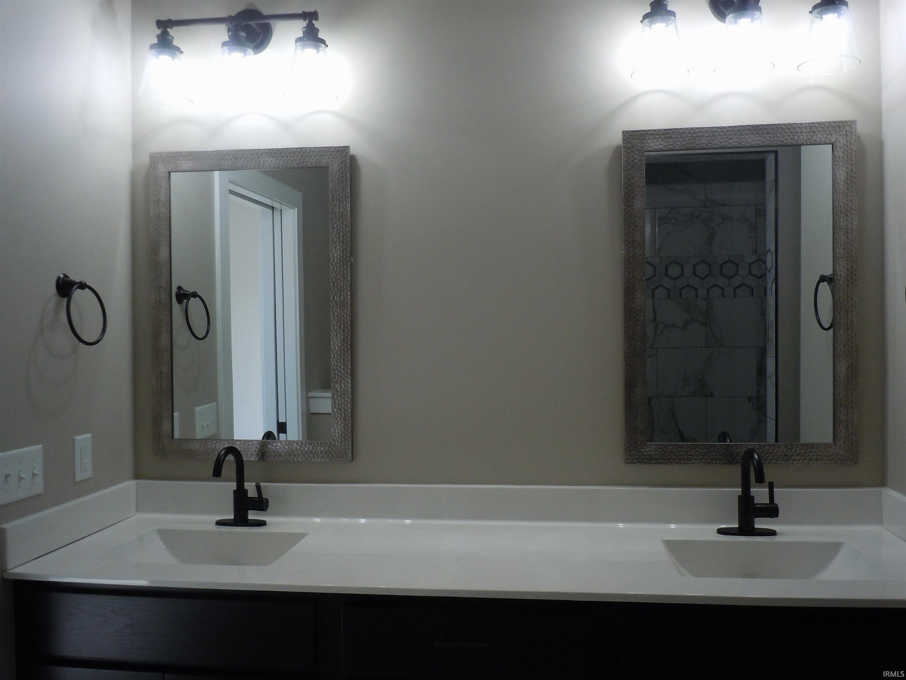 Photo 17 of 636 Sandringham Pass