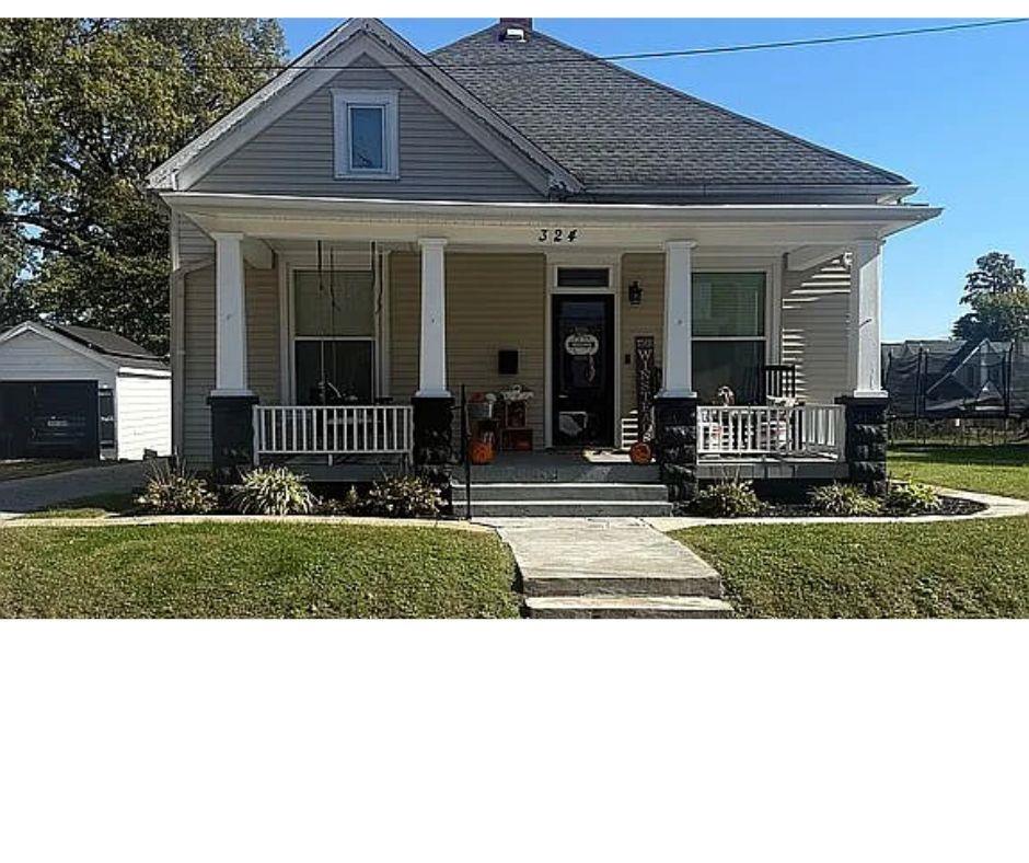 Homes for sale in Boonville, IN | 324 S 1st St, Boonville, IN 47601 | MLS# 202546691