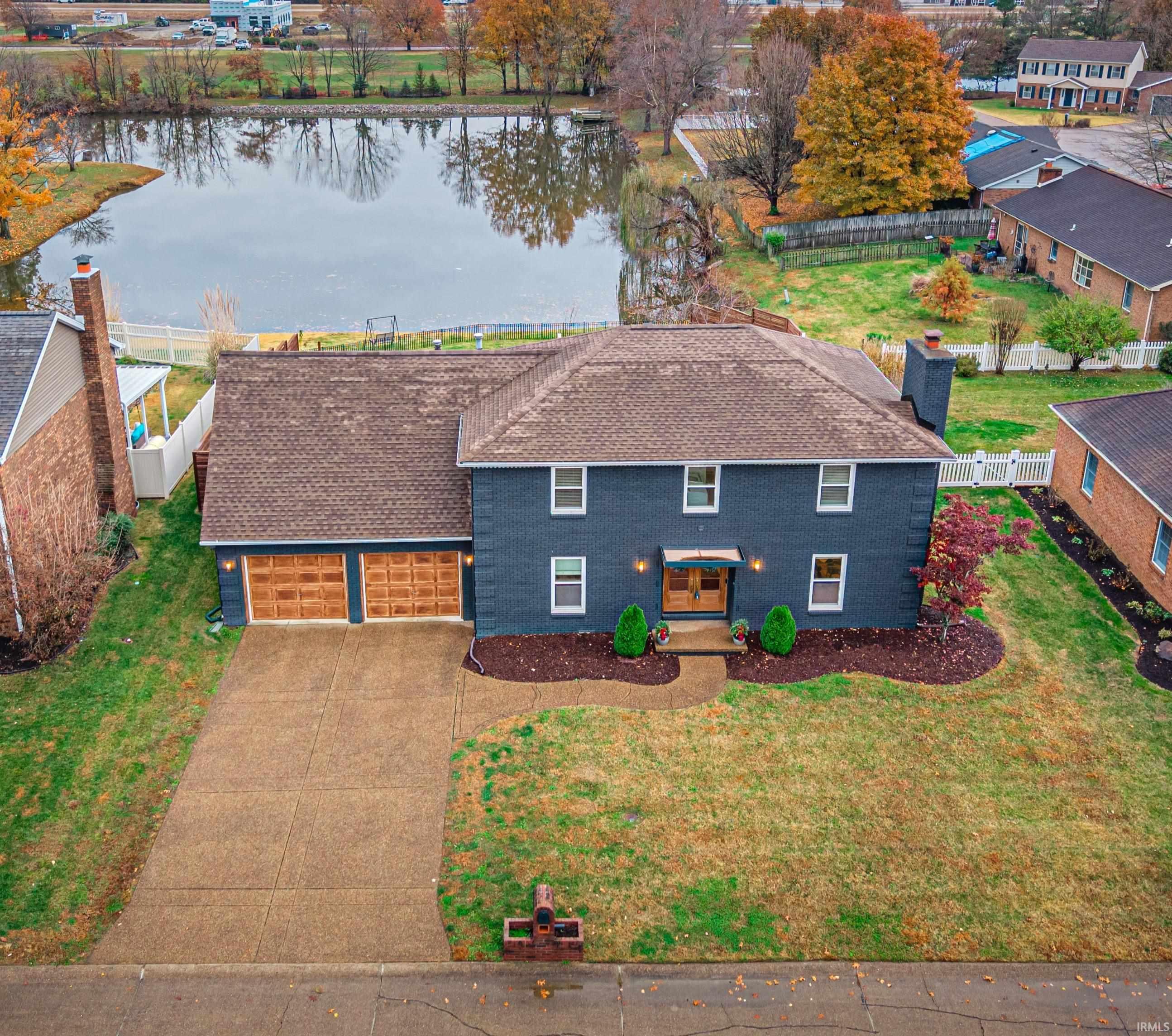 Homes for sale in Evansville, IN | 1014 Kingswood Dr, Evansville, IN 47715 | MLS# 202546716