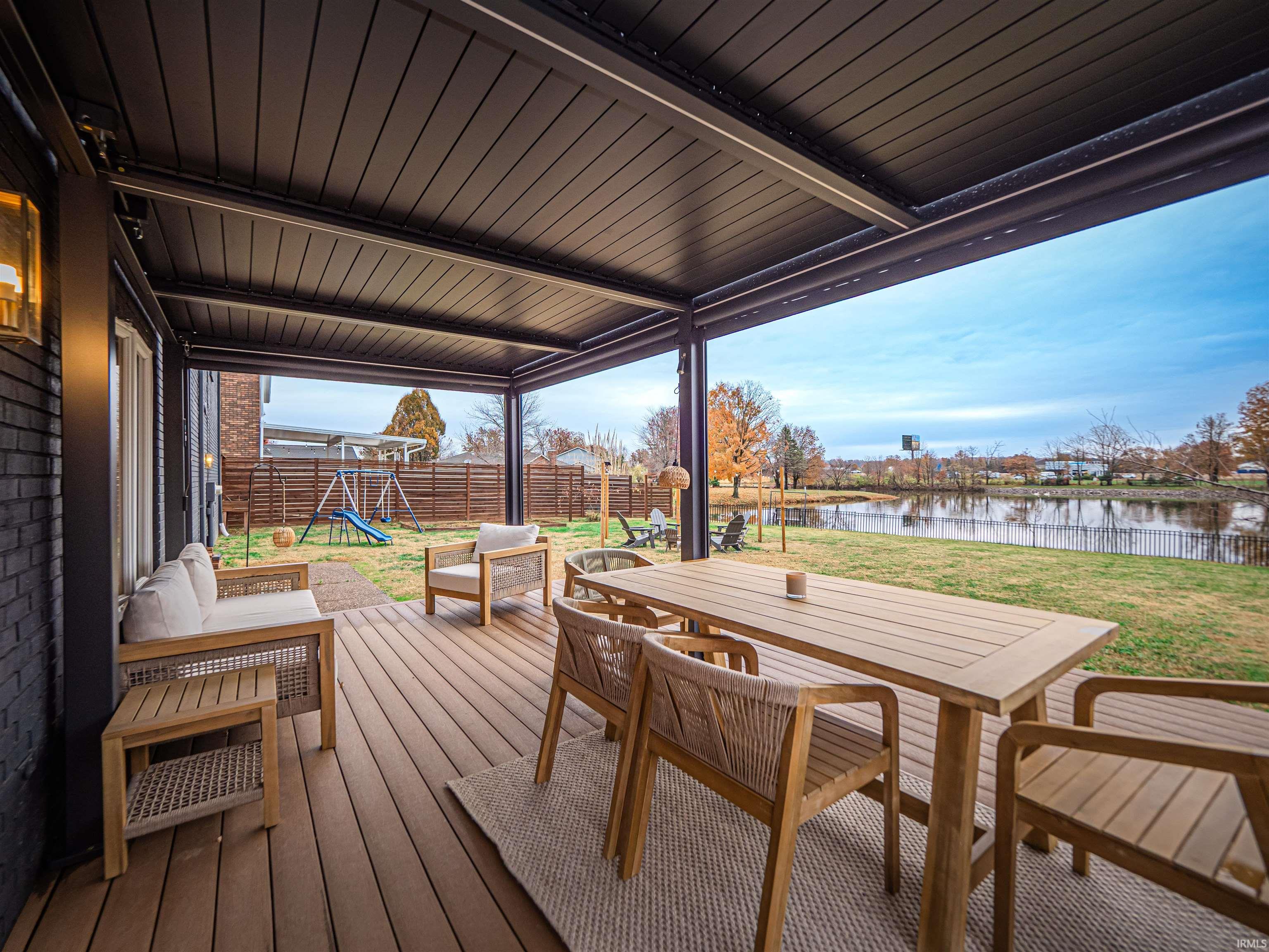 Homes for sale in Evansville, IN | 1014 Kingswood Dr, Evansville, IN 47715 | MLS# 202546716