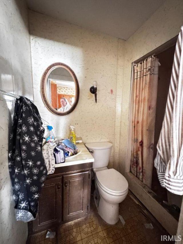 Homes for sale in Knightstown, IN | 134 W Pine St, Knightstown, IN 46148 | MLS# 202546766