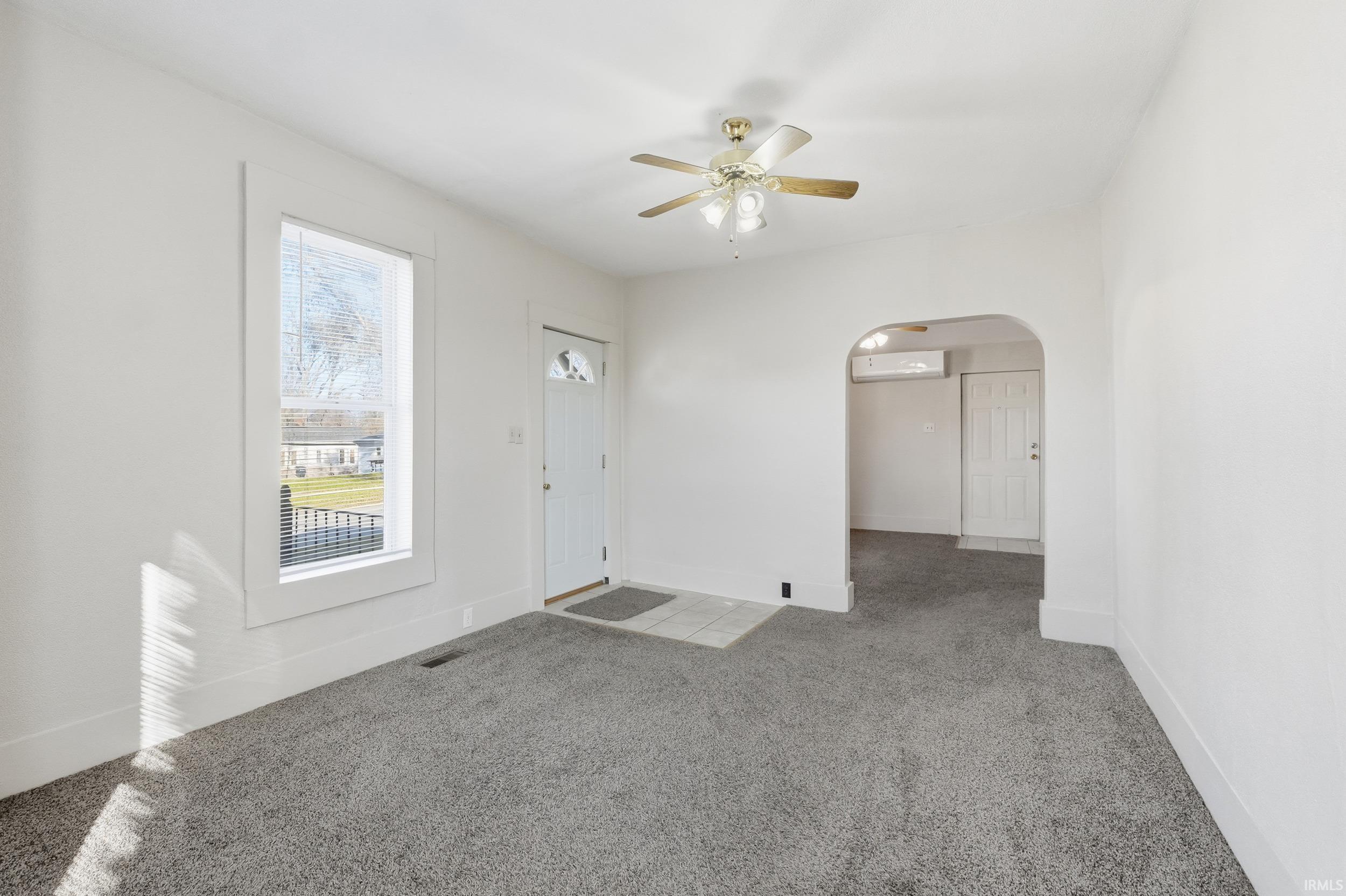 Homes for sale in Warsaw, IN | 513 W Porter St, Warsaw, IN 46580 | MLS# 202546767