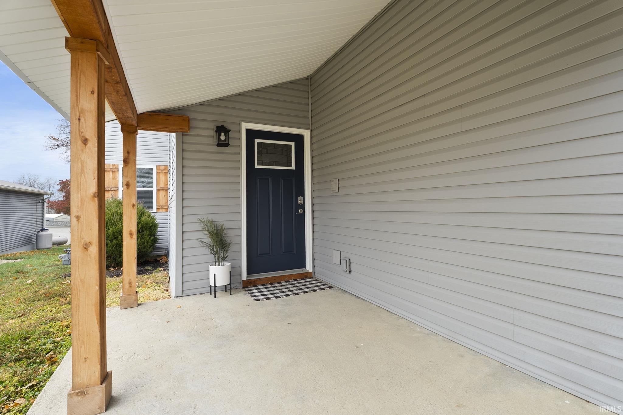 Homes for sale in Warren, IN | 907 N Main St, Warren, IN 46792 | MLS# 202546817