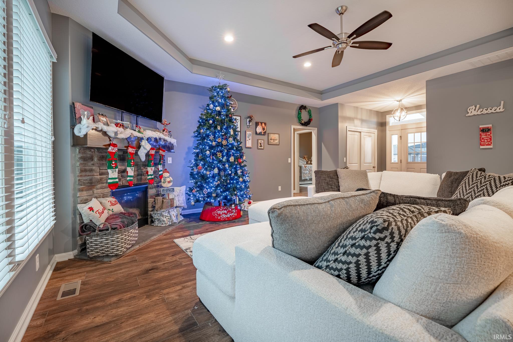 Photo 2 of 15315 Harrison Lake Cove