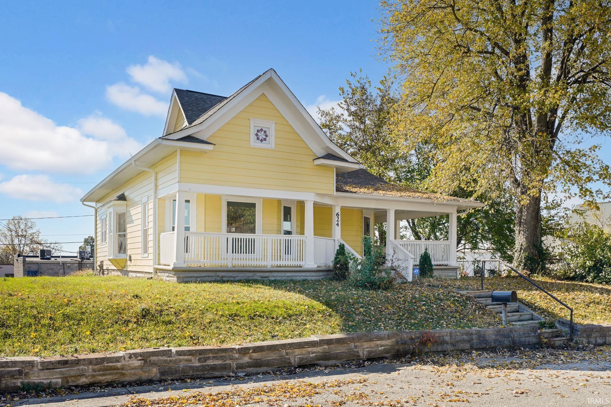 Homes for sale in Bedford, IN | 624 15th St, Bedford, IN 47421 | MLS# 202546837