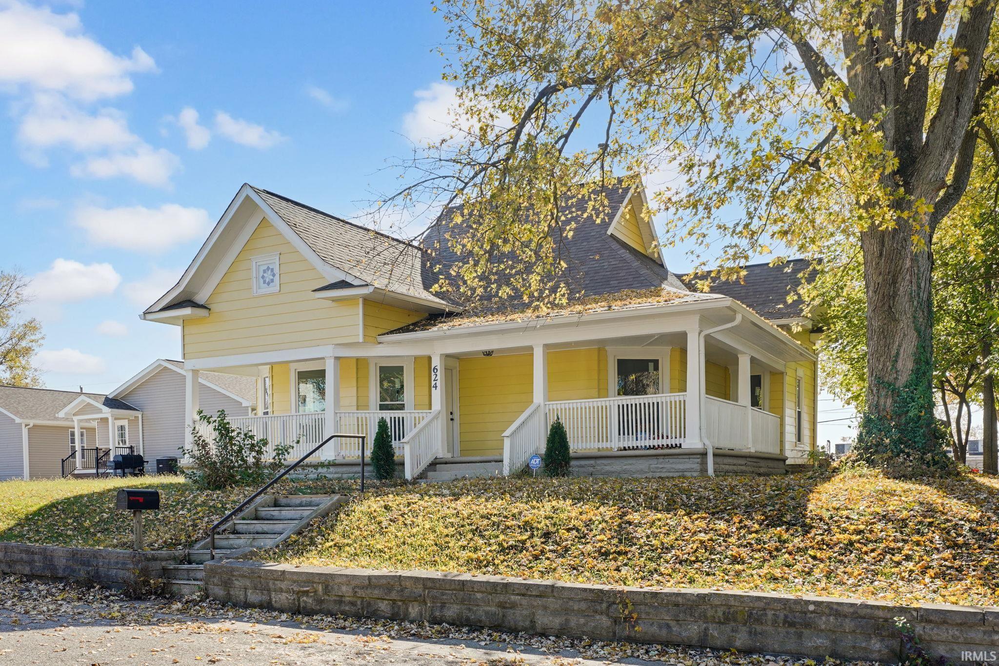 Homes for sale in Bedford, IN | 624 15th St, Bedford, IN 47421 | MLS# 202546837