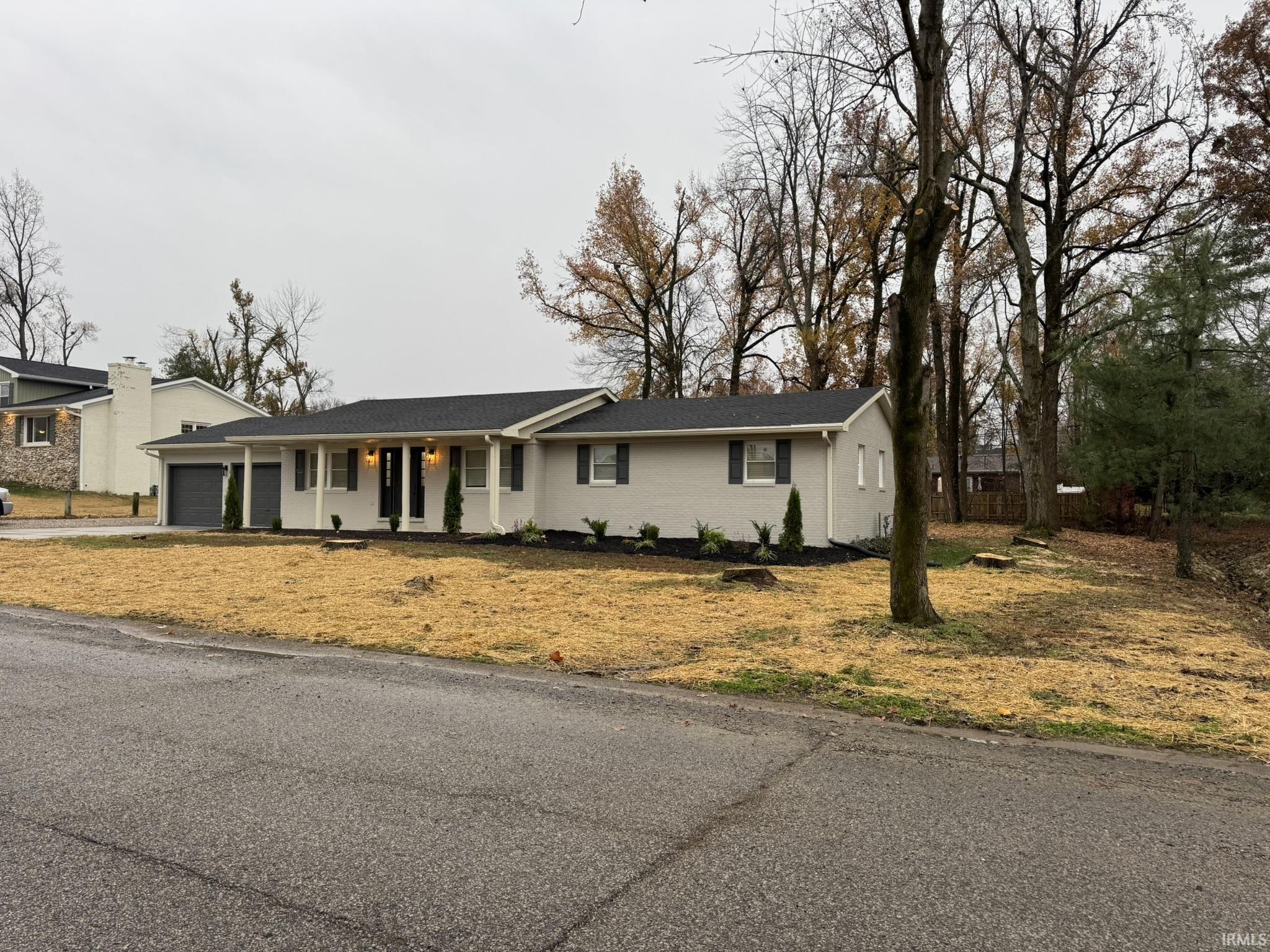 Homes for sale in Newburgh, IN | 7633 Sherra Ln, Newburgh, IN 47630 | MLS# 202546838