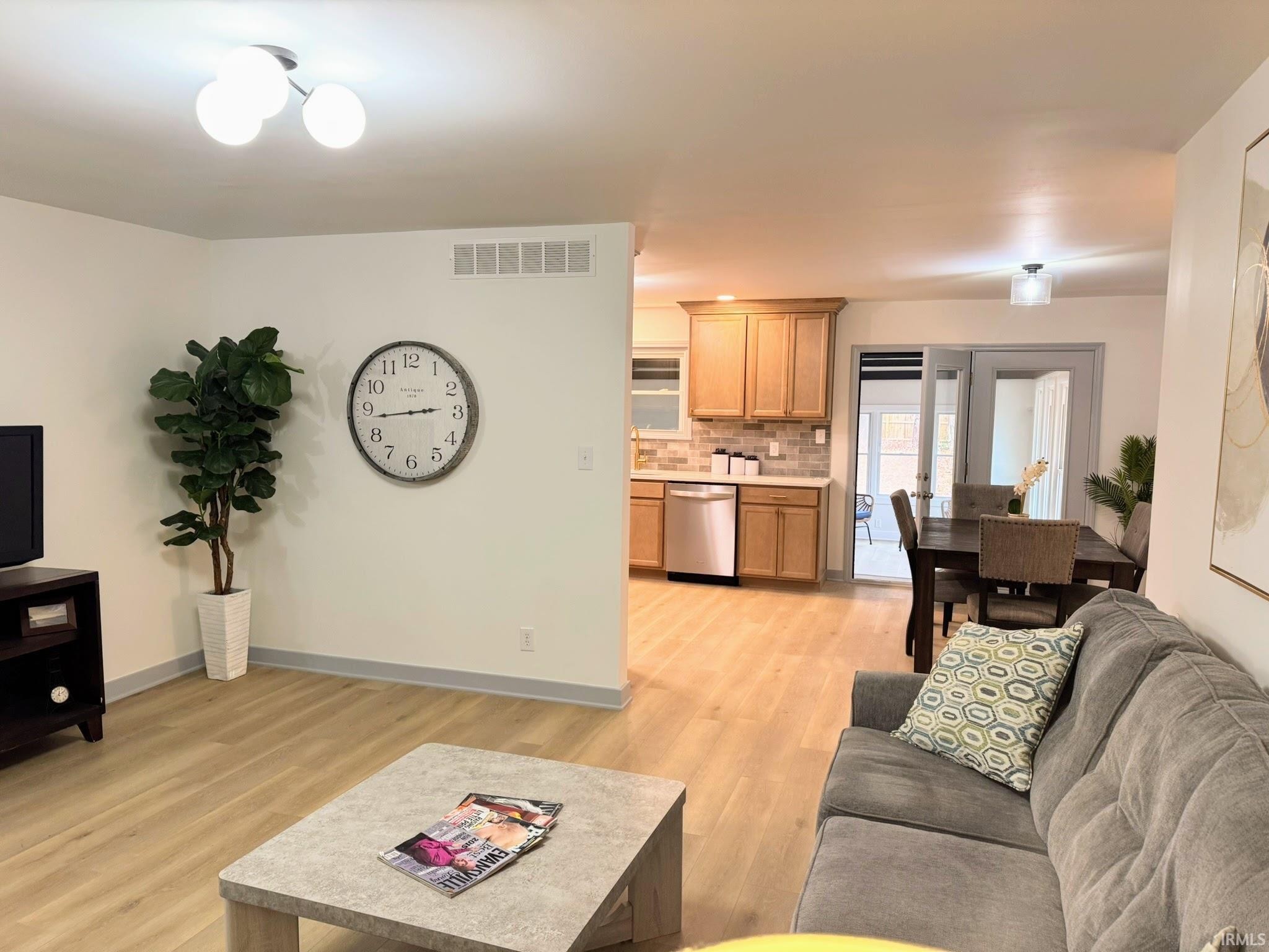 Homes for sale in Newburgh, IN | 7633 Sherra Ln, Newburgh, IN 47630 | MLS# 202546838