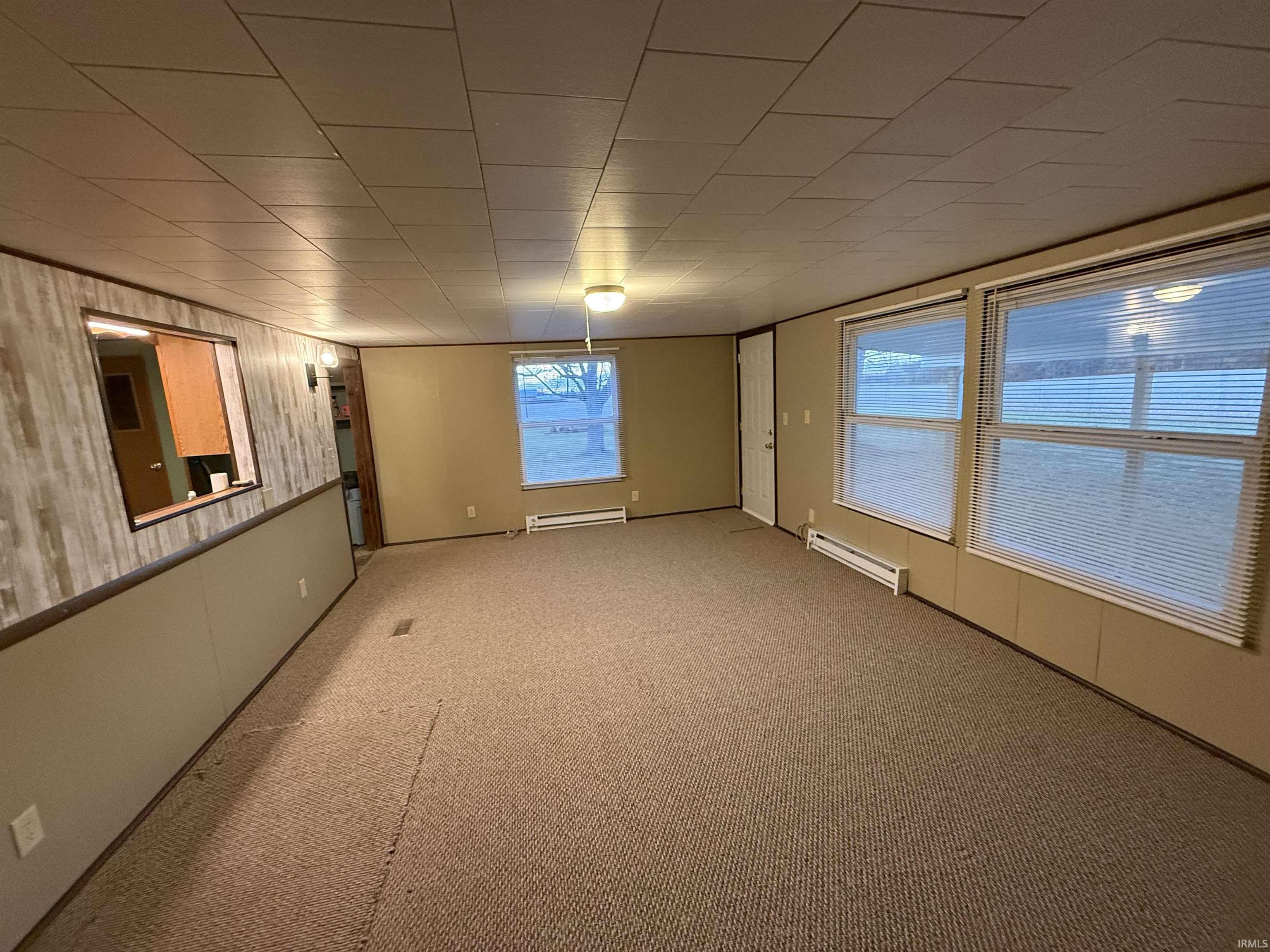 Homes for sale in Wabash, IN | 3682 E State Road 124 Hwy, Wabash, IN 46992 | MLS# 202546866