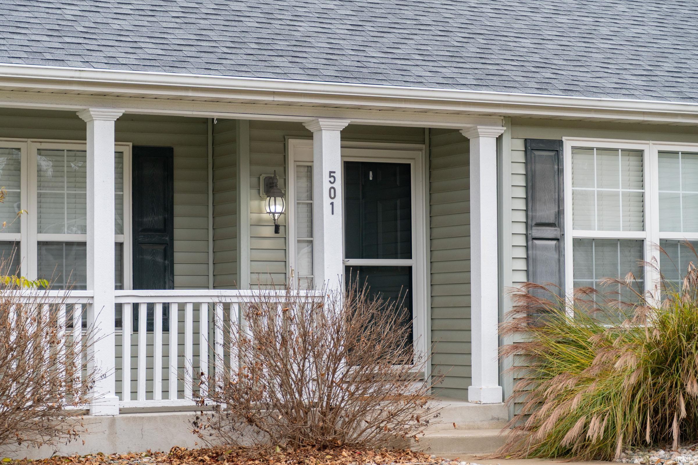 Homes for sale in Osceola, IN | 501 Shepherds Cove Dr, Osceola, IN 46561 | MLS# 202546875