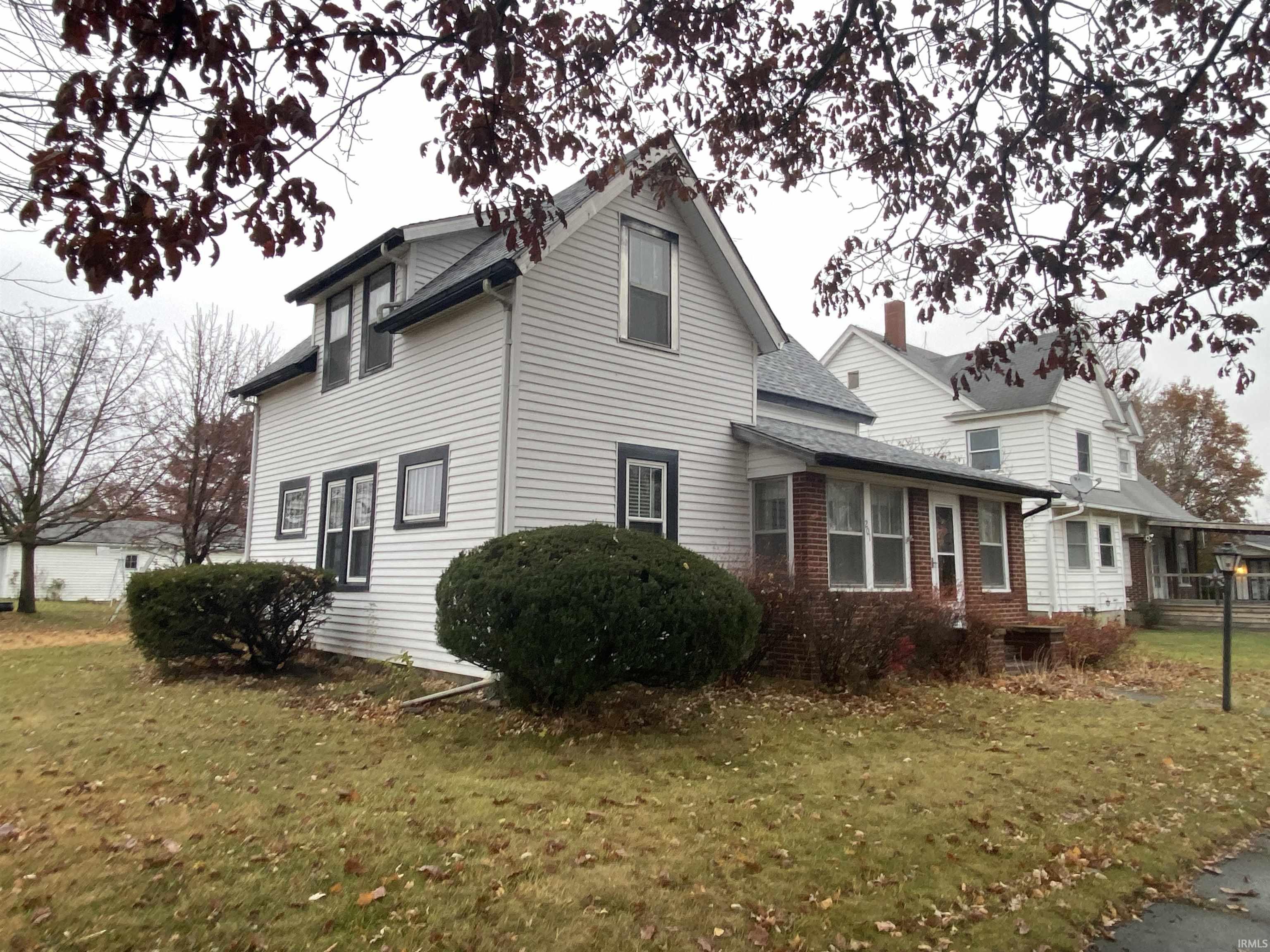 Homes for sale in Van Buren, IN | 201 E Vine St, Van Buren, IN 46991 | MLS# 202546884