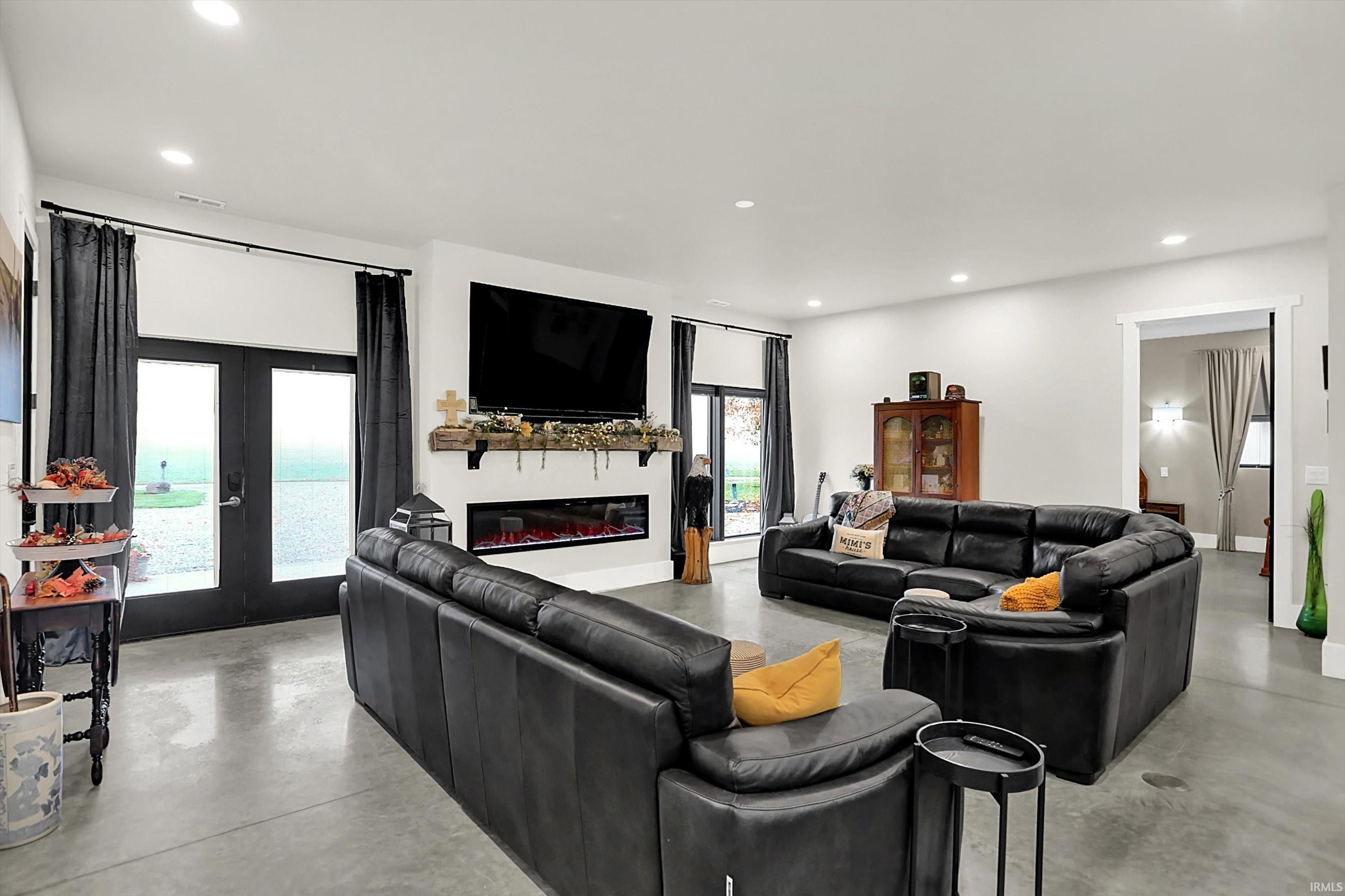 Homes for sale in Charlottesville, IN | 8257 S Country Road 1075, Charlottesville, IN 46117 | MLS# 202546908