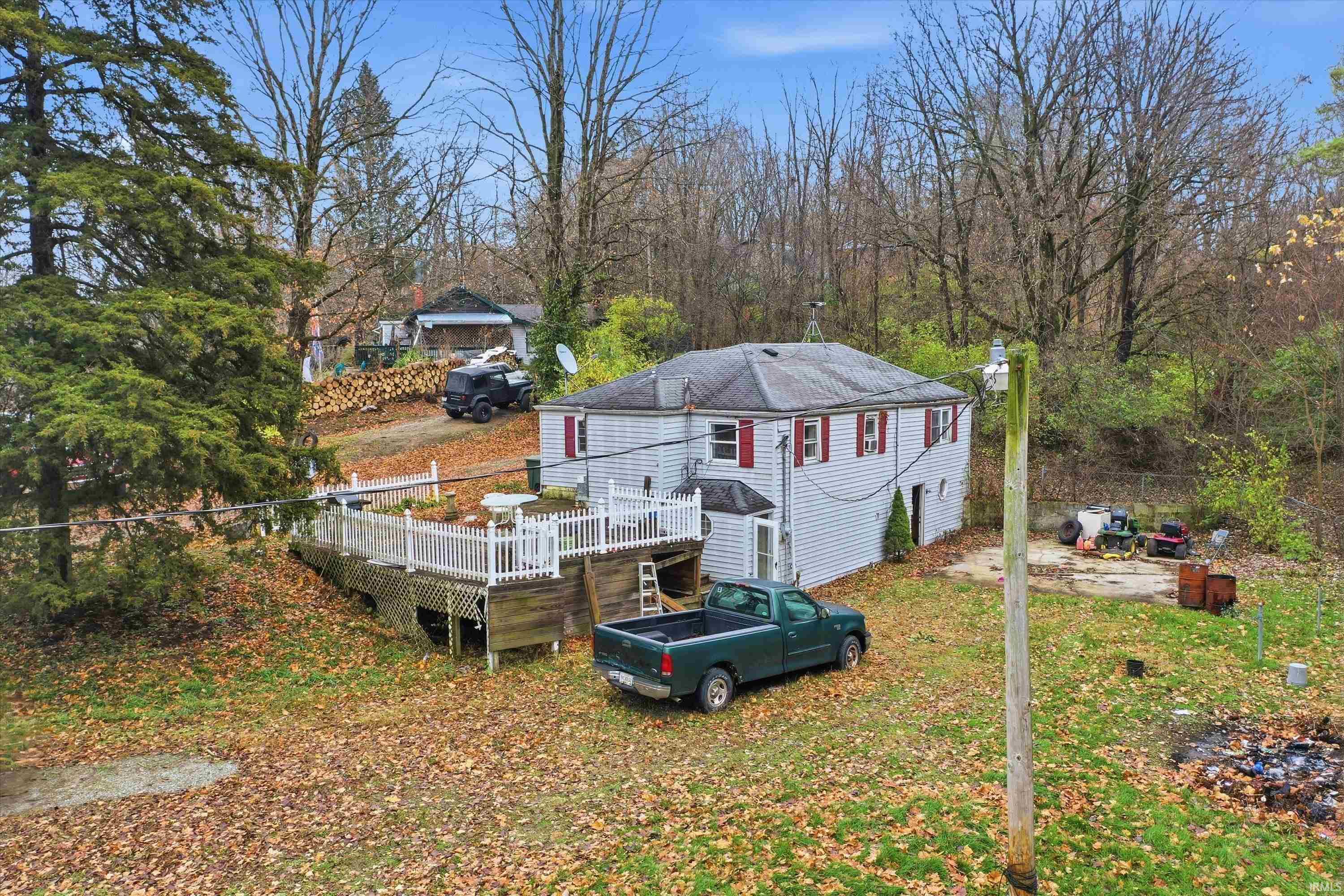 Homes for sale in Knightstown, IN | 8833 S Oak St, Knightstown, IN 46148 | MLS# 202546914