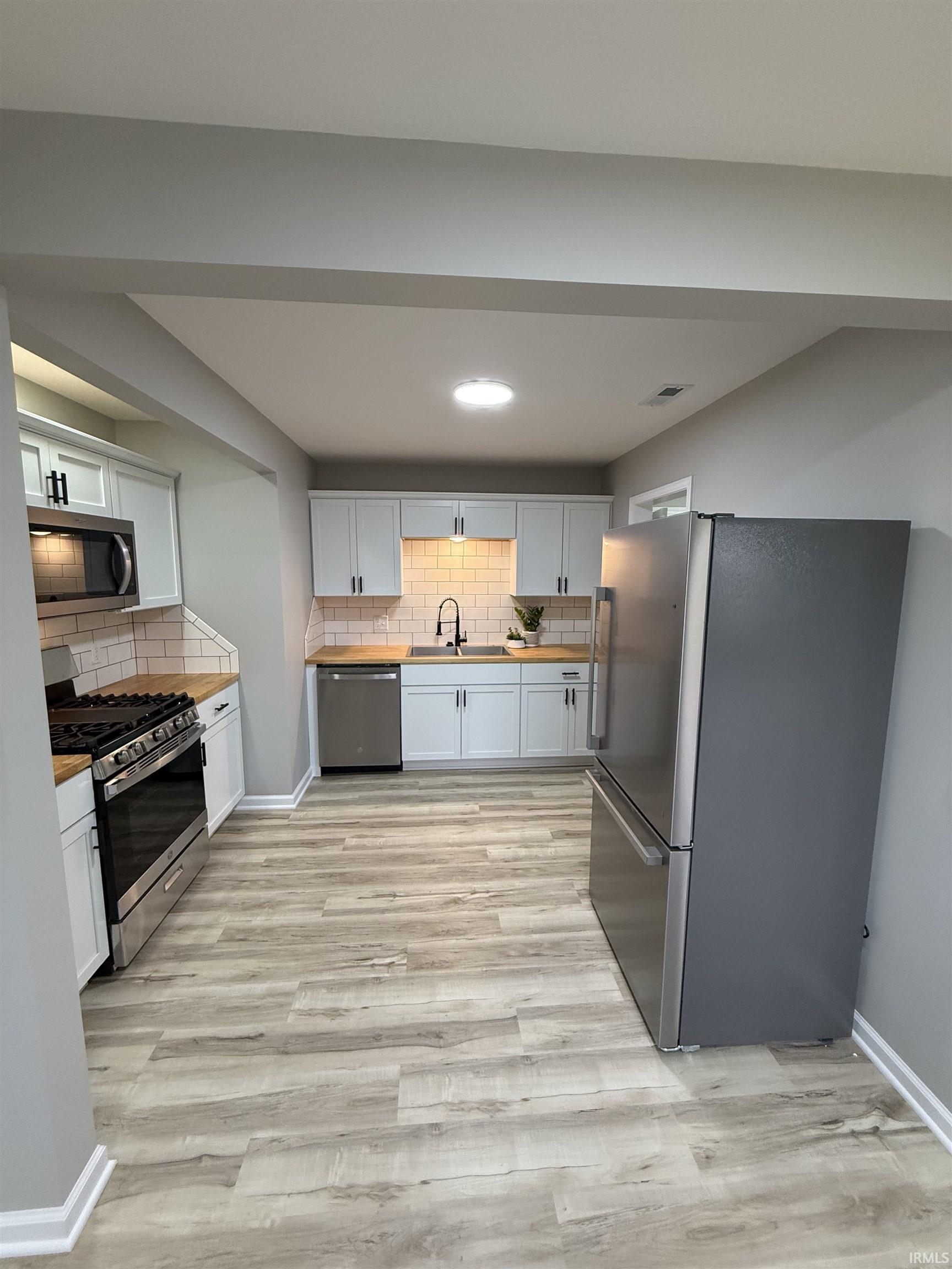 Homes for sale in Ossian, IN | 6936 N State Road 1 Road, Ossian, IN 46777 | MLS# 202546931