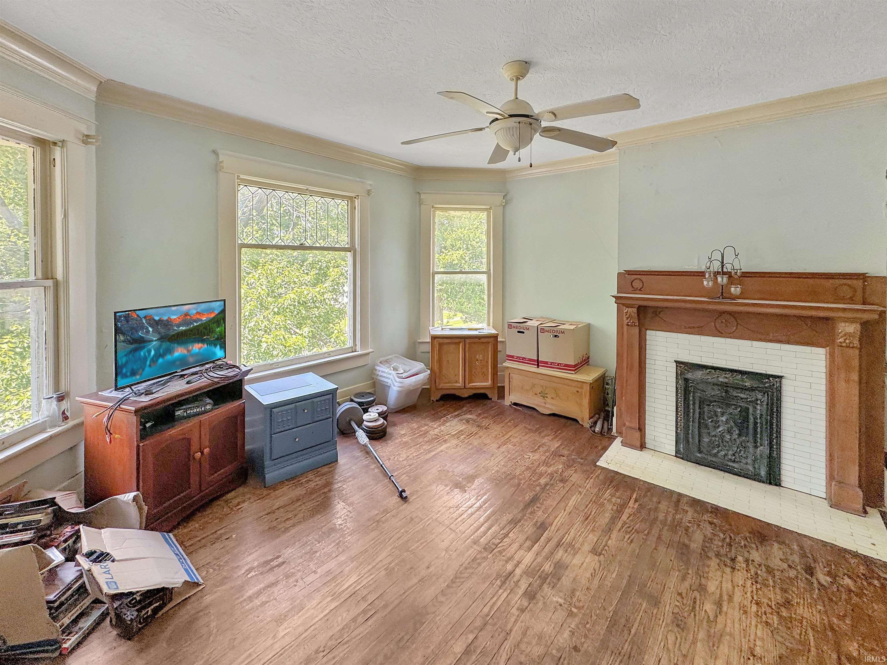 Homes for sale in Brazil, IN | 903 N Meridian St, Brazil, IN 47834 | MLS# 202546937