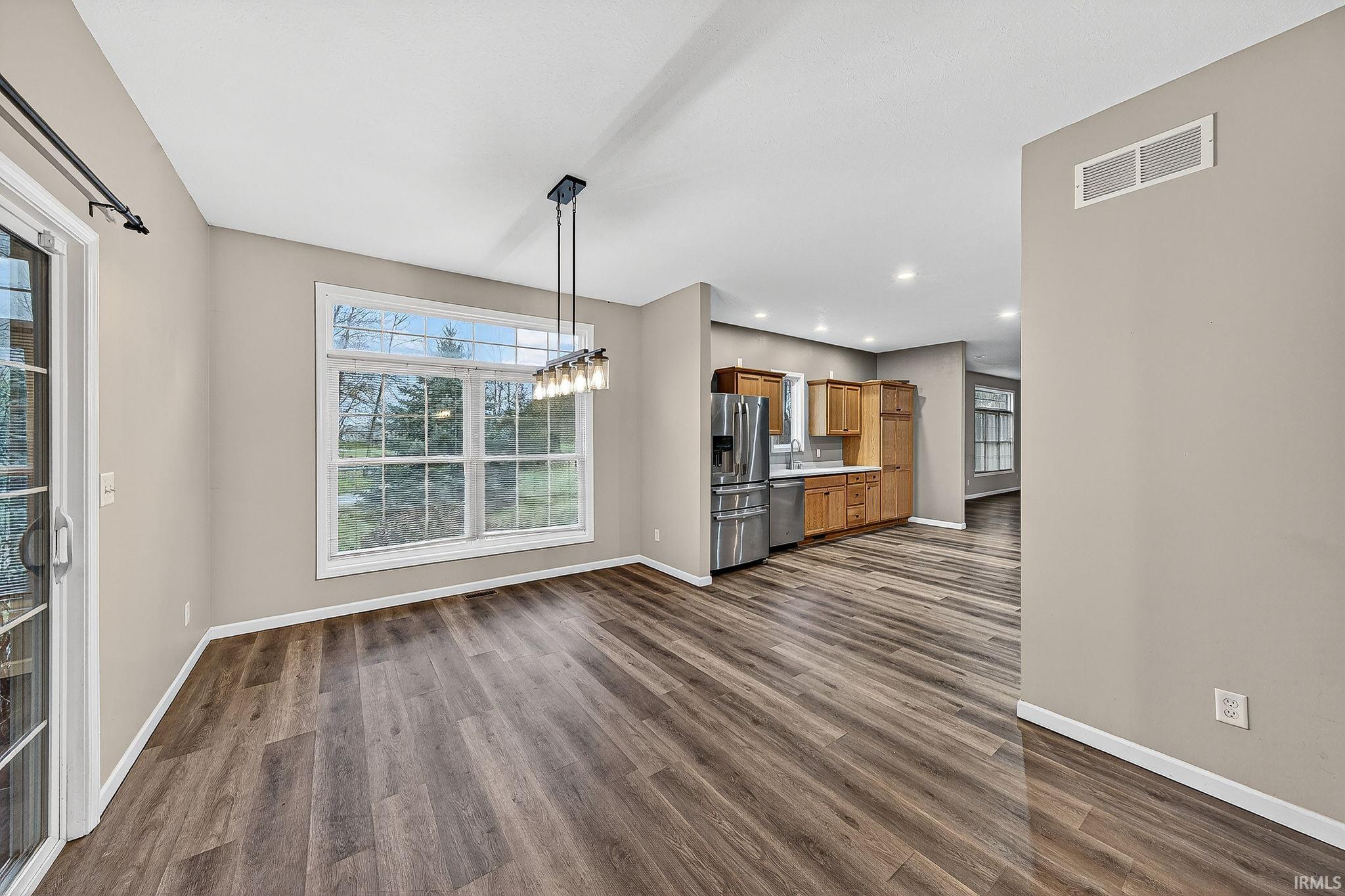 Homes for sale in New Carlisle, IN | 8679 E 850 St, New Carlisle, IN 46552 | MLS# 202546943